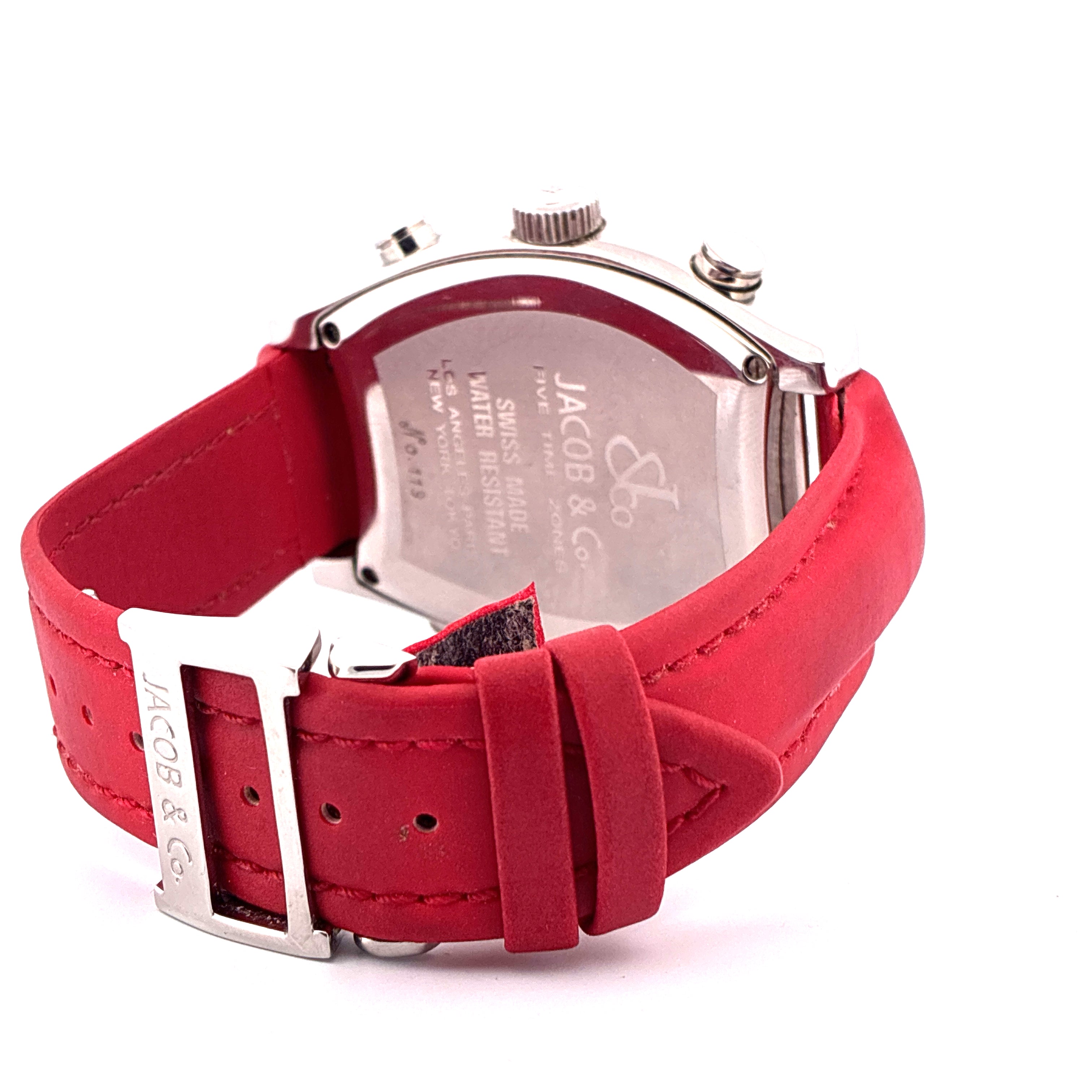 Jacob & Co. Five Time Zone Tonneau Uhr in Rot mit Silber-Schließe, Nahaufnahme der Rückseite
