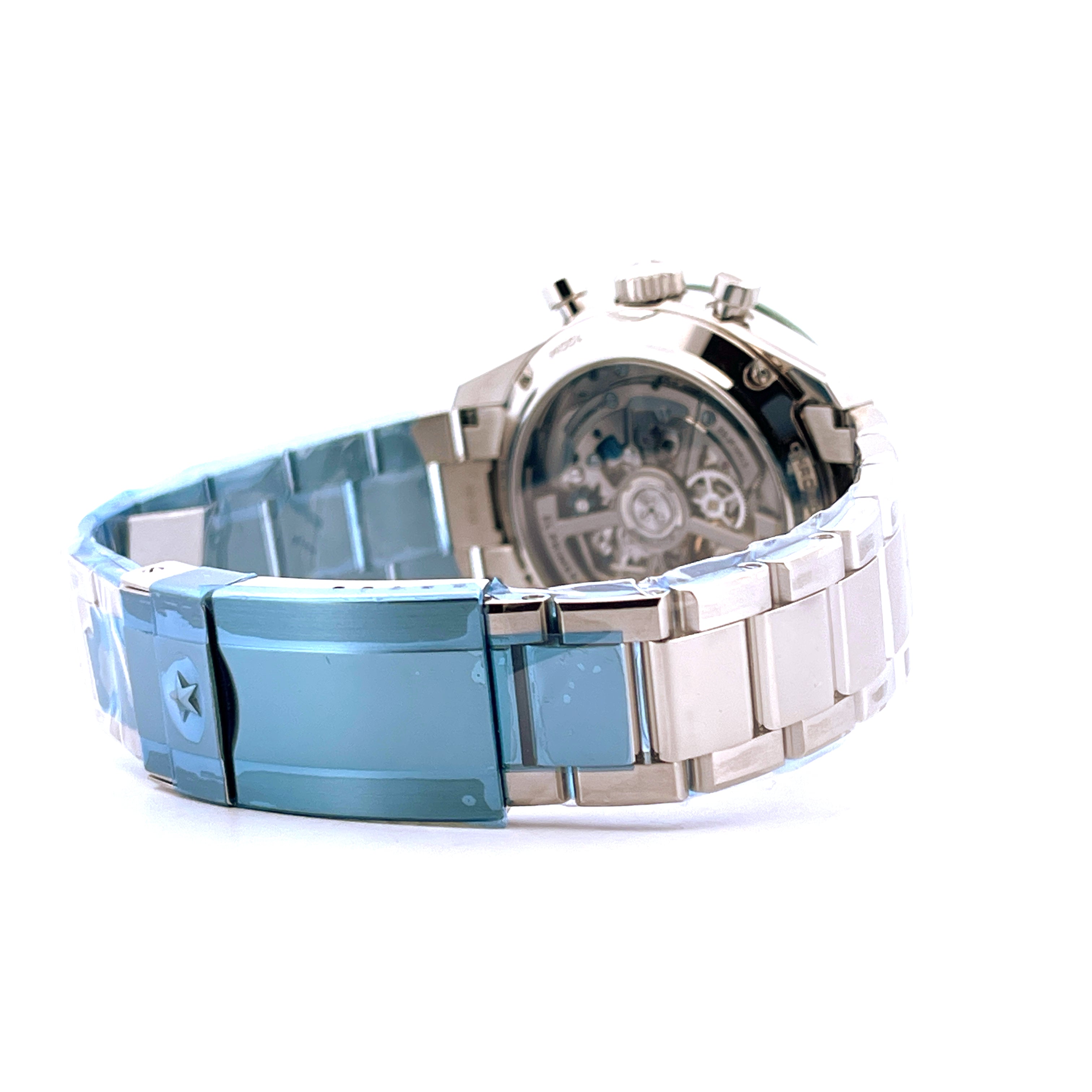 Zenith Chronomaster Sport Green aus Edelstahl, Seitenansicht mit durch Schutzfolie verdeckter Schließe