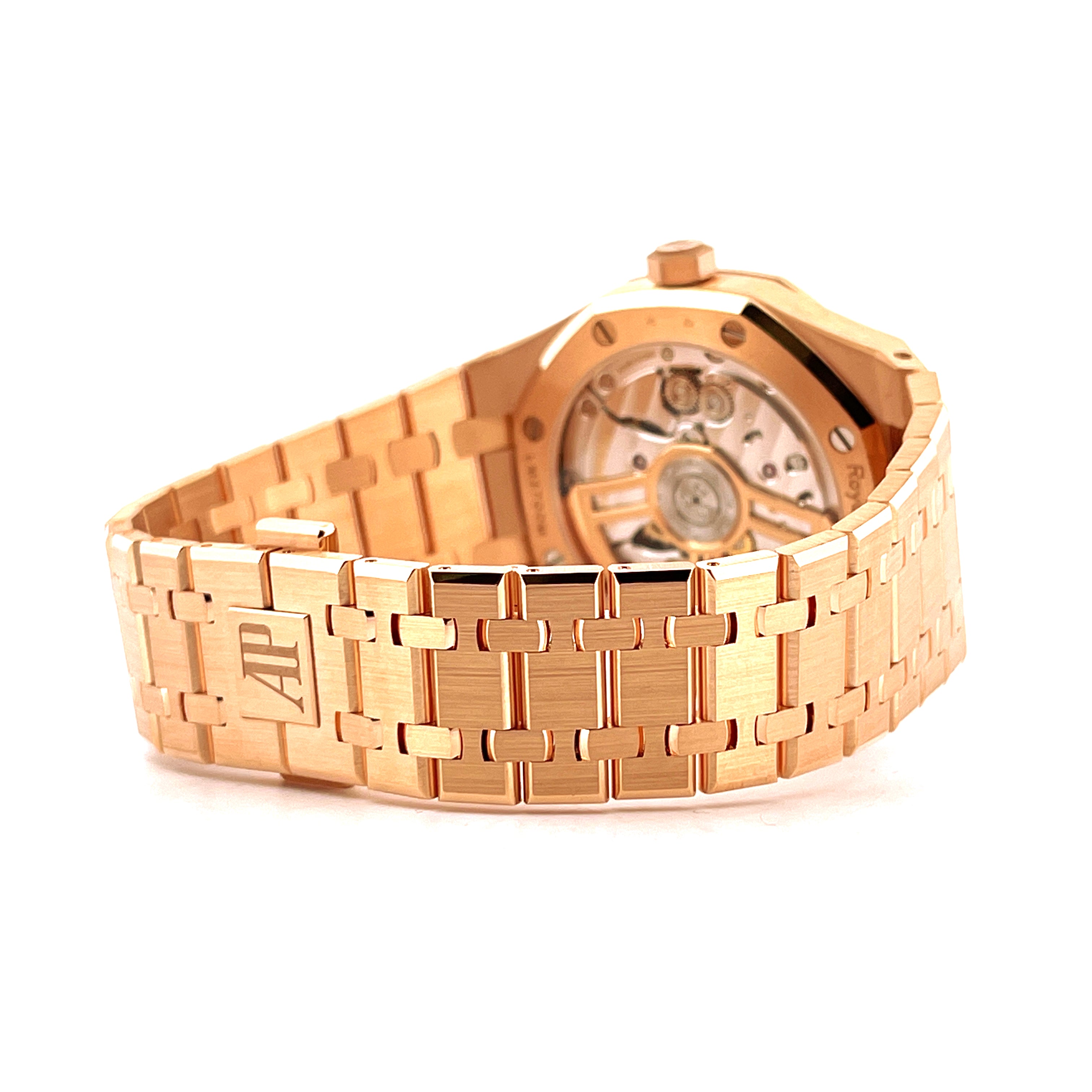 Audemars Piguet Royal Oak 15510OR Roségold mit Blick auf das Werk und das charakteristische Armband