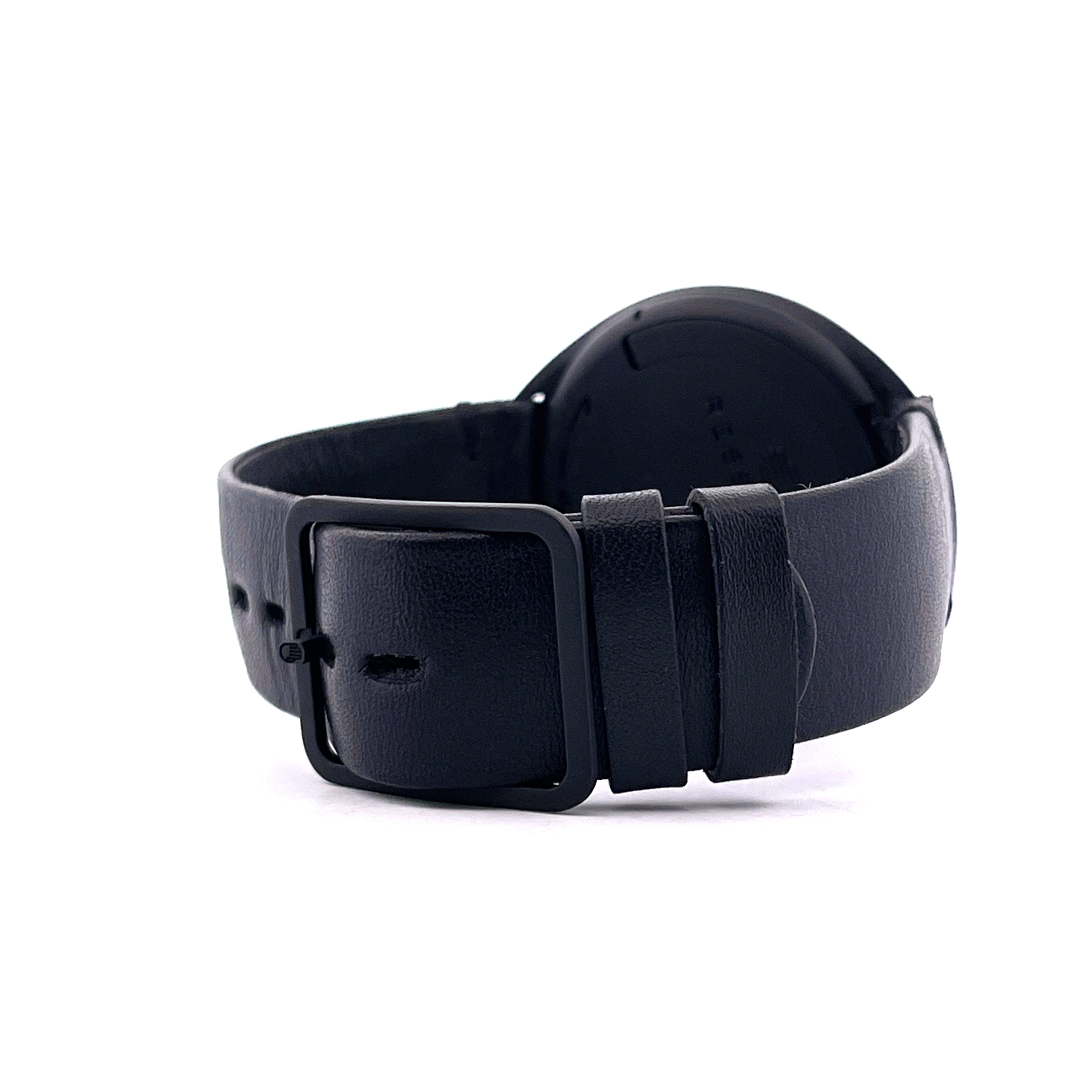 Ressence Type 1 ZZ Chronopassion, Rückansicht mit schwarzem Titan DLC Gehäuse und Armband
