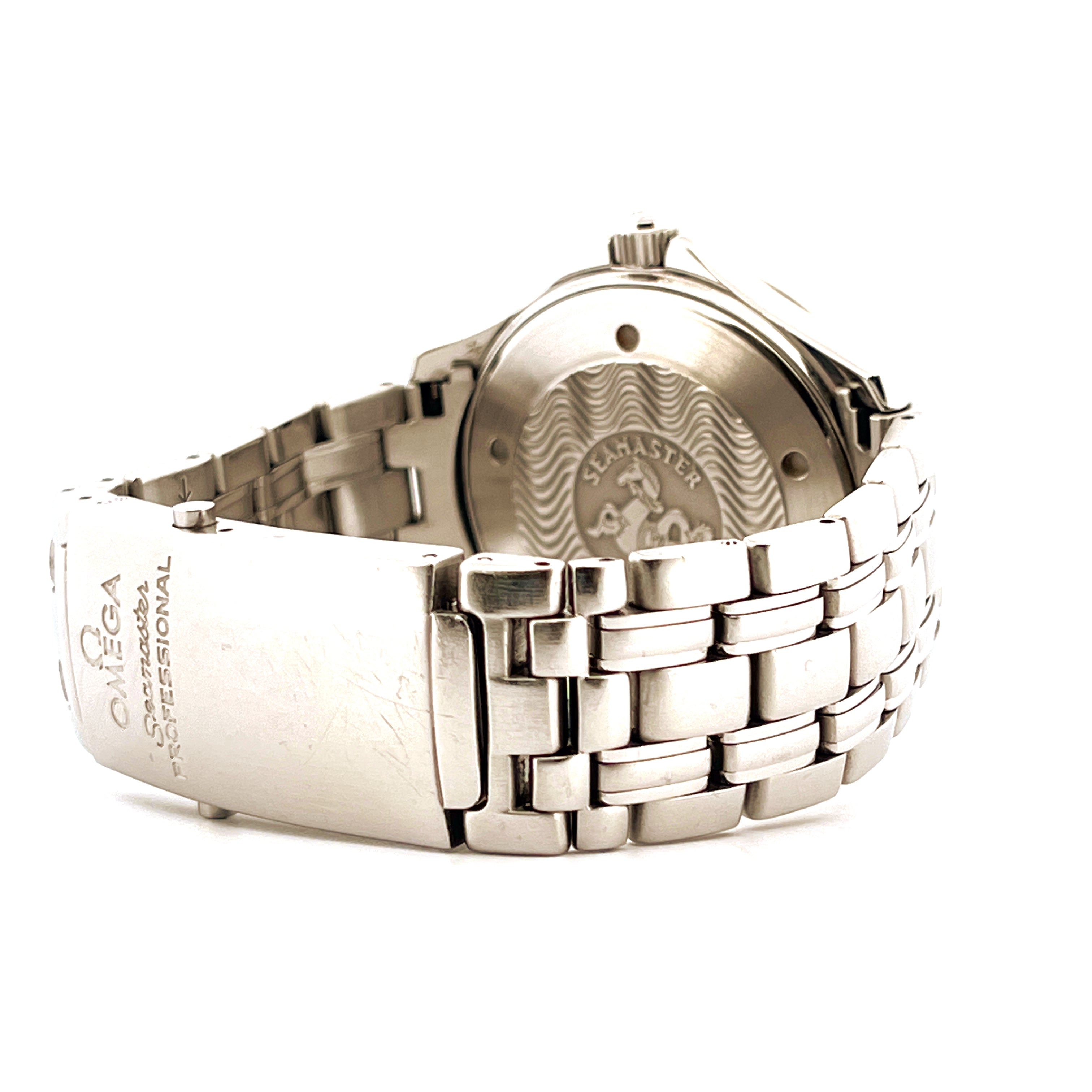 Omega Seamaster Professional mit Edelstahlarmeband und graviertem Gehäuseboden