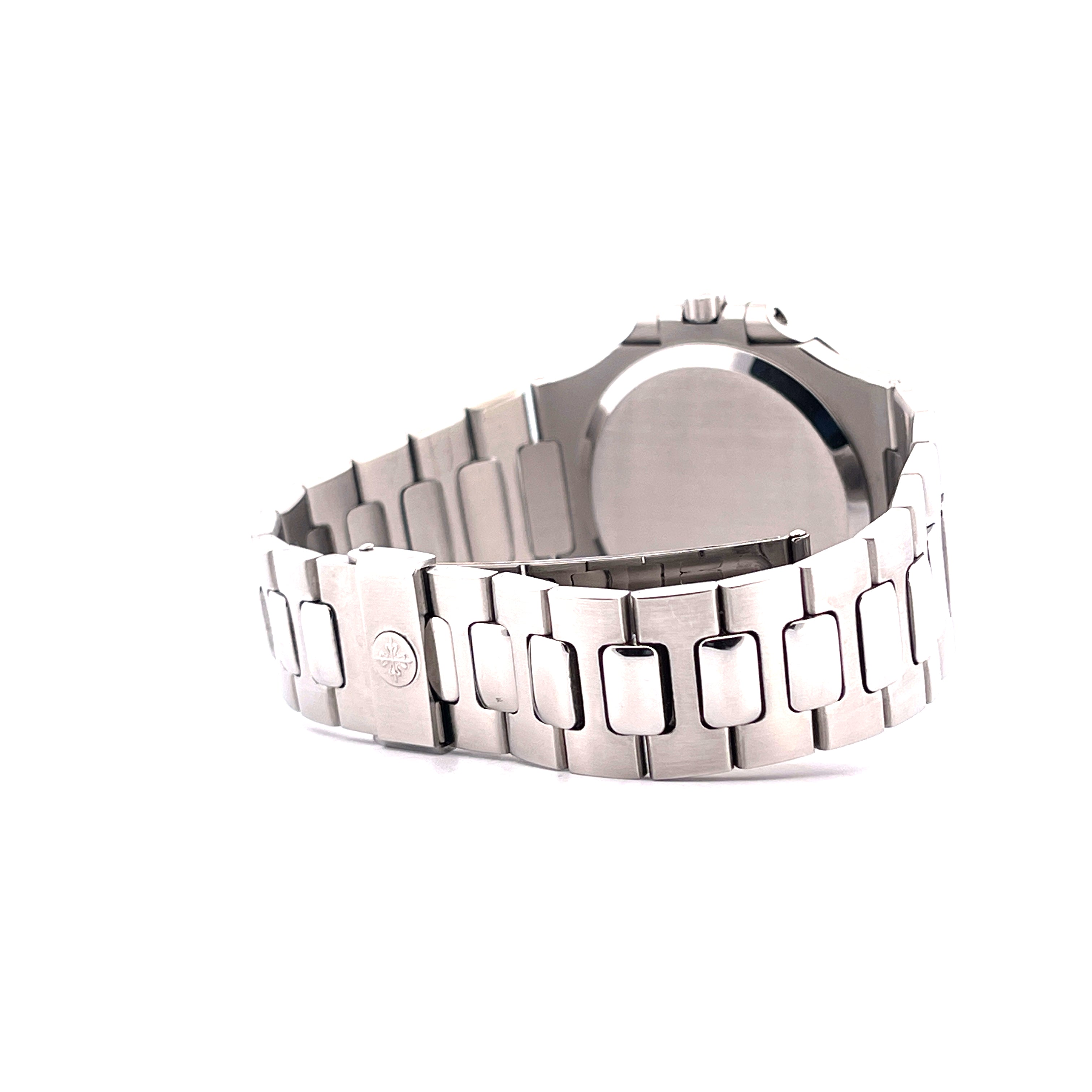 Patek Philippe Nautilus Jumbo 3700/1 aus Edelstahl, Seitenansicht des Armbands und der Schließe mit weißem Hintergrund