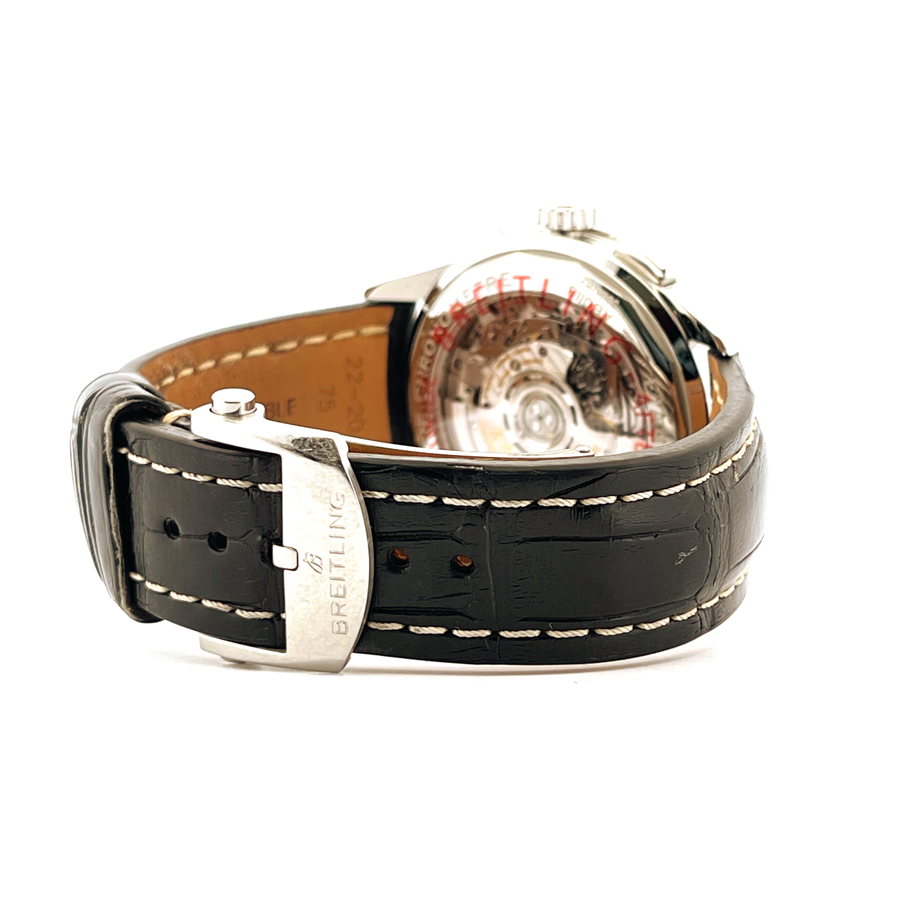 Breitling Premier B01 Chronograph 42 Seitenansicht mit schwarzem Lederarmband und Edelstahlschließe