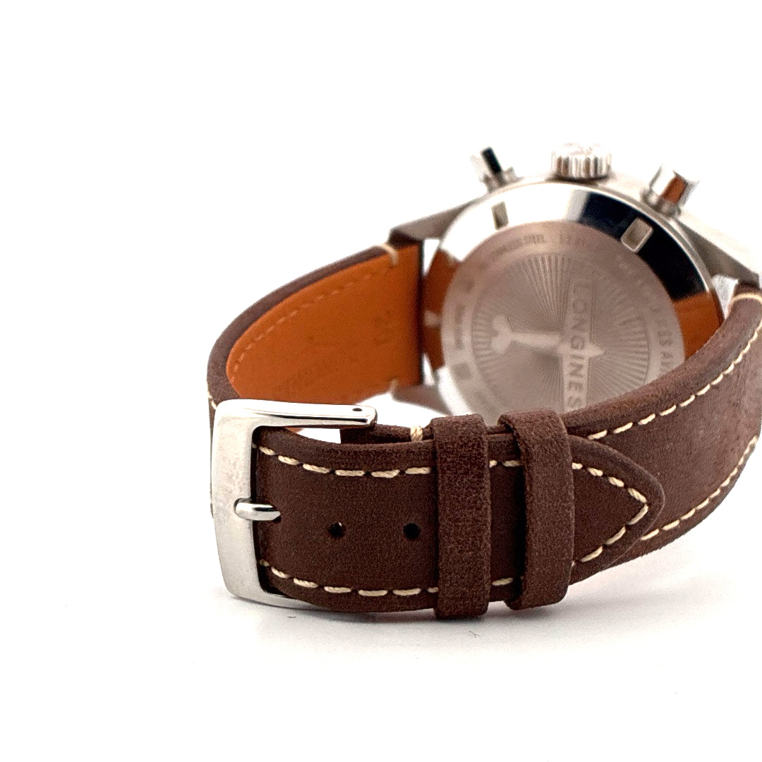 Longines Avigation Bigeye aus Edelstahl mit braunem Lederarmband und metallschnalle rückseite detaill