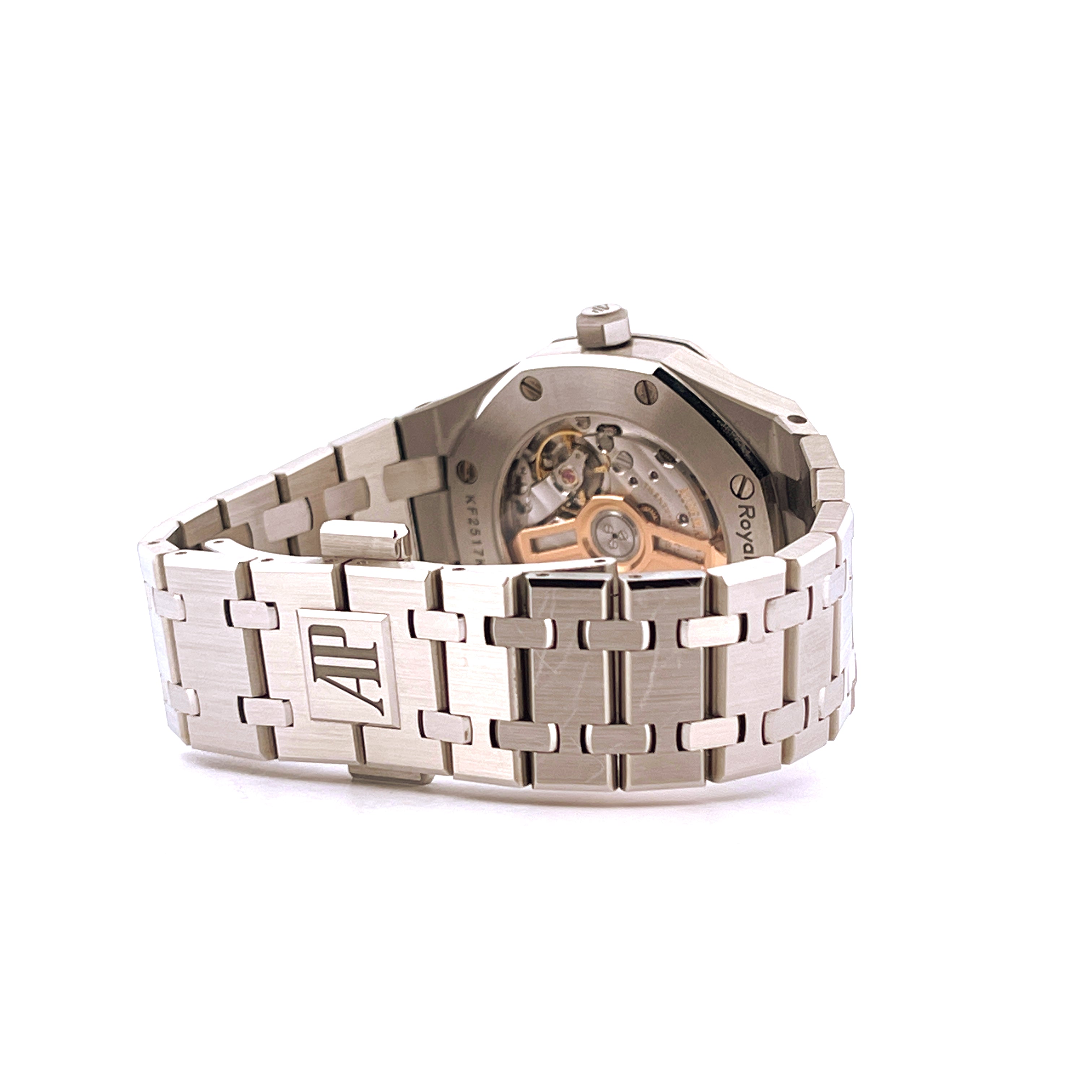 Audemars Piguet Royal Oak Automatik von der Seite mit sichtbarem Uhrwerk und AP-Logo auf dem Edelstahlarmband