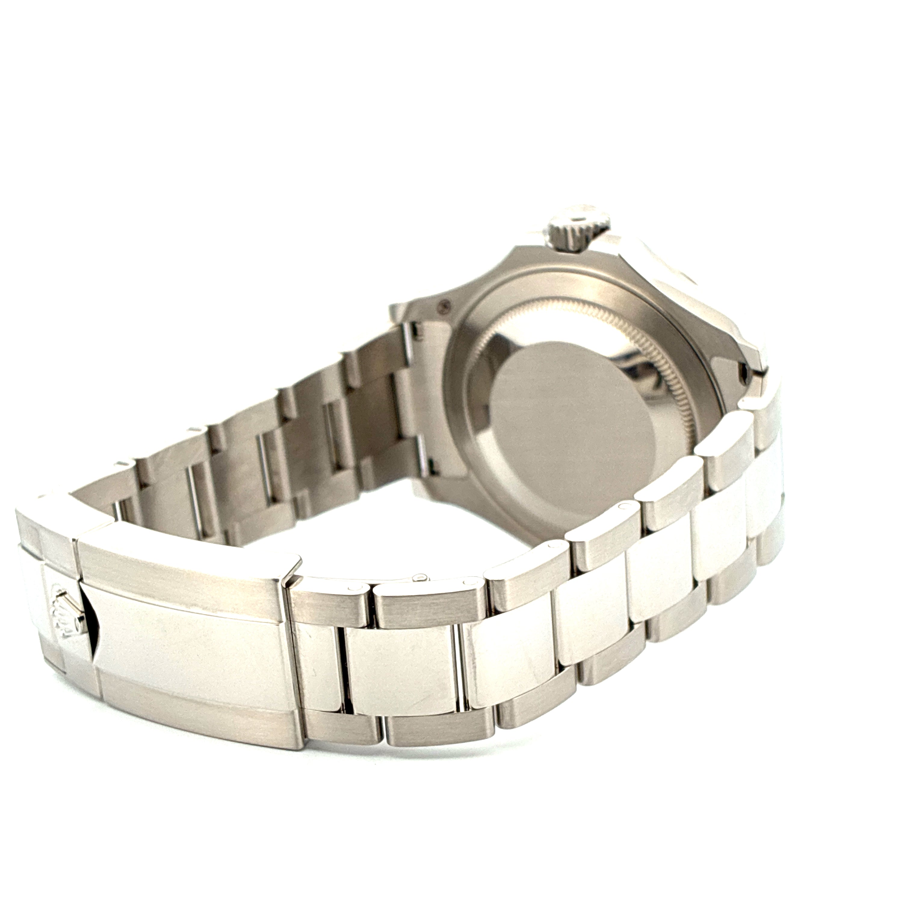 Rolex Yacht-Master 40 Rhodium Dial Stahlgehäuse und -armband im Detail von der Seite