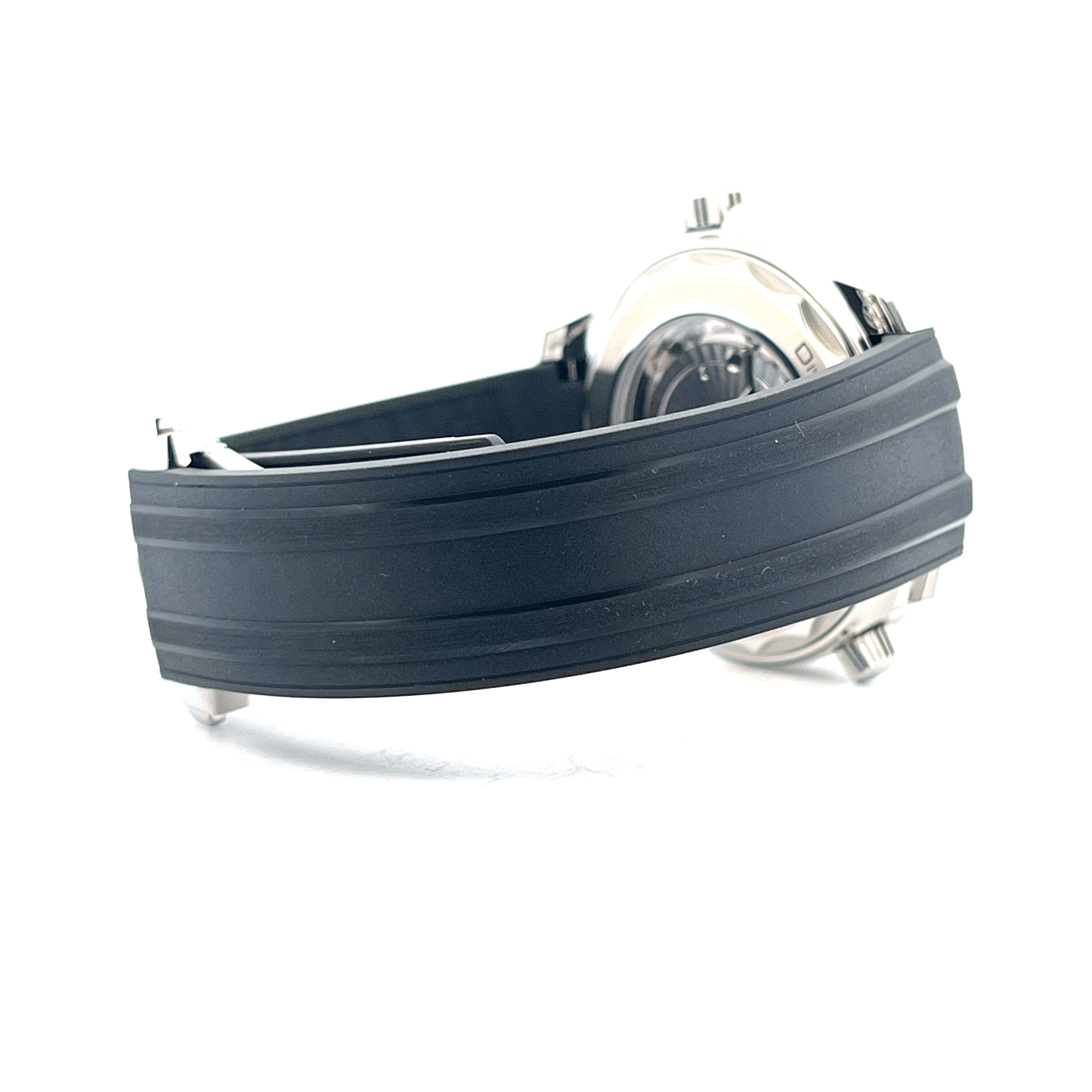 Seamaster Diver 300 No Date / like new / incl Milanaise Bracelet -2025-