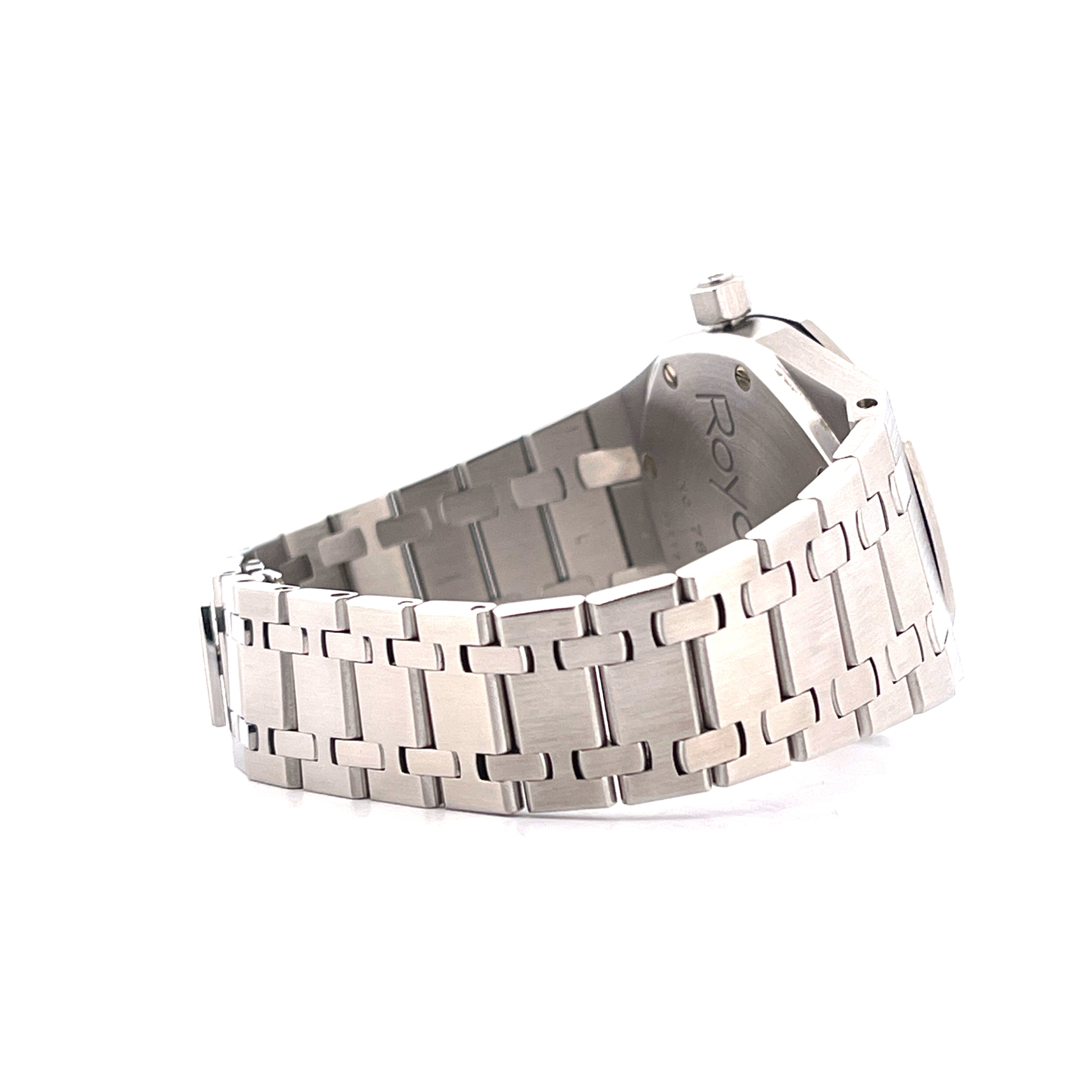 Seitenansicht eines Audemars Piguet Royal Oak 14790ST Edelstahlarmband und Gehäuse mit dezenten Gebrauchsspuren