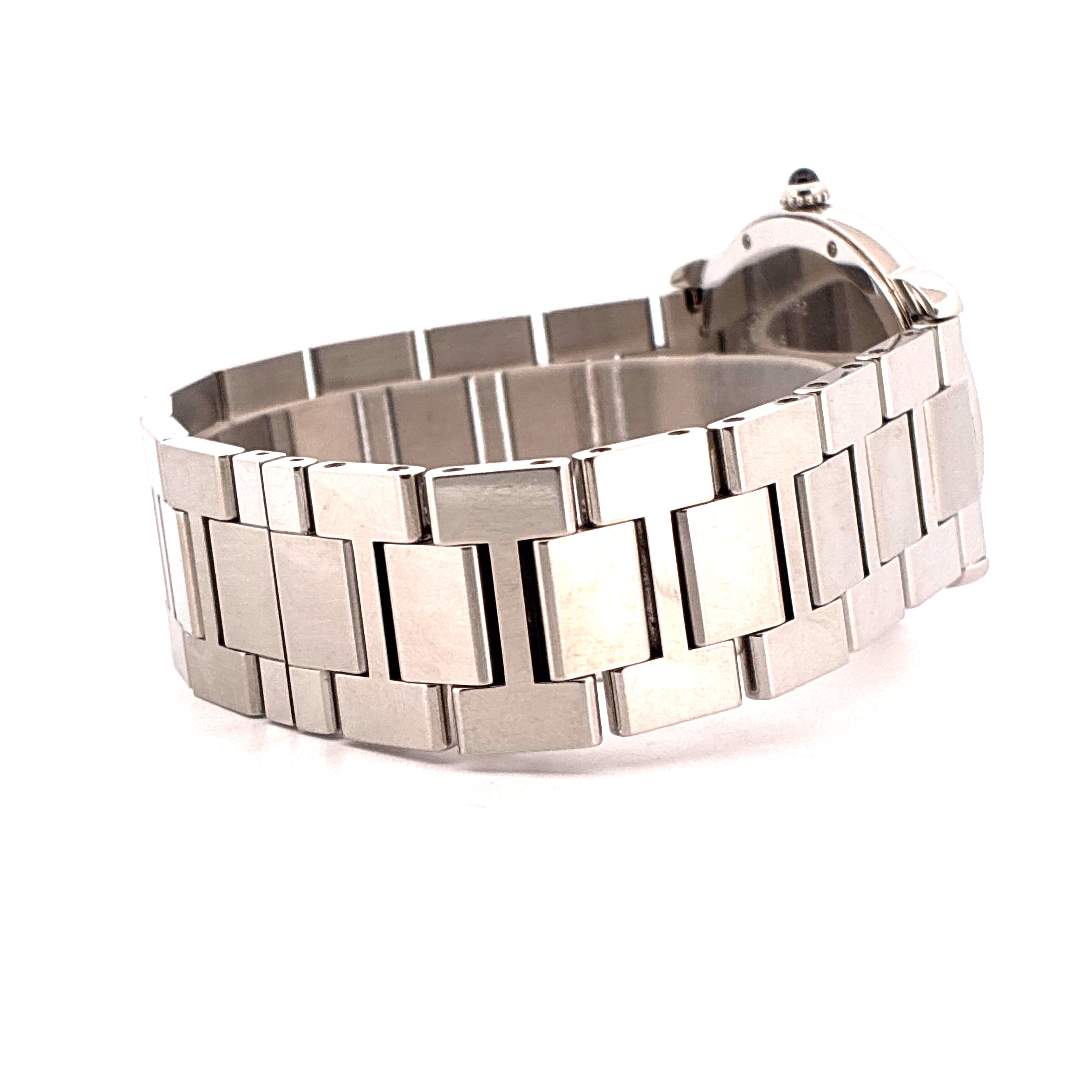 Cartier Ronde Solo de Cartier Quarzuhr aus Edelstahl mit Gliederarmband und schwarzem Steinbesatz am Aufzugskopf, Seitenan…
