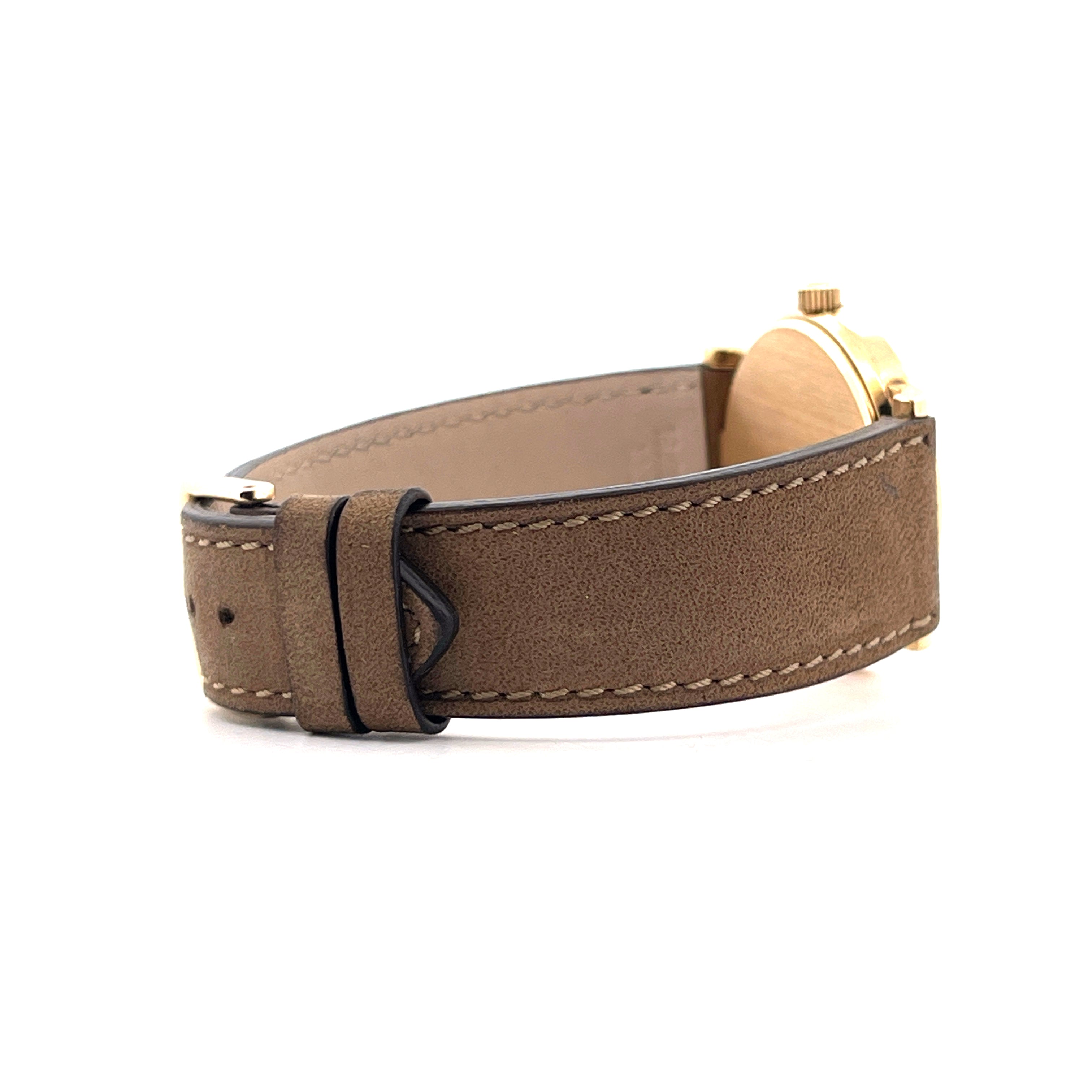 Patek Philippe Calatrava 3802 Automatik 33mm mit braunem Lederarmband von der Seite