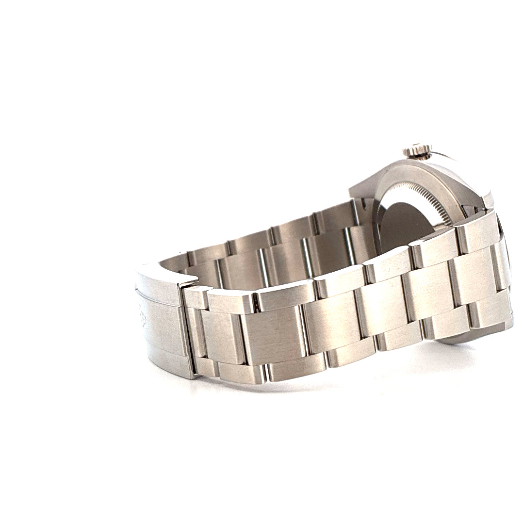 Rolex Oyster Perpetual 41 "Celebration" im Profil aus Stahl mit Oyster-Armband