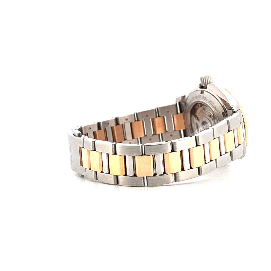 Seitenansicht eines Tag Heuer Aquaracer Lady mit Stahl- und Goldarmband