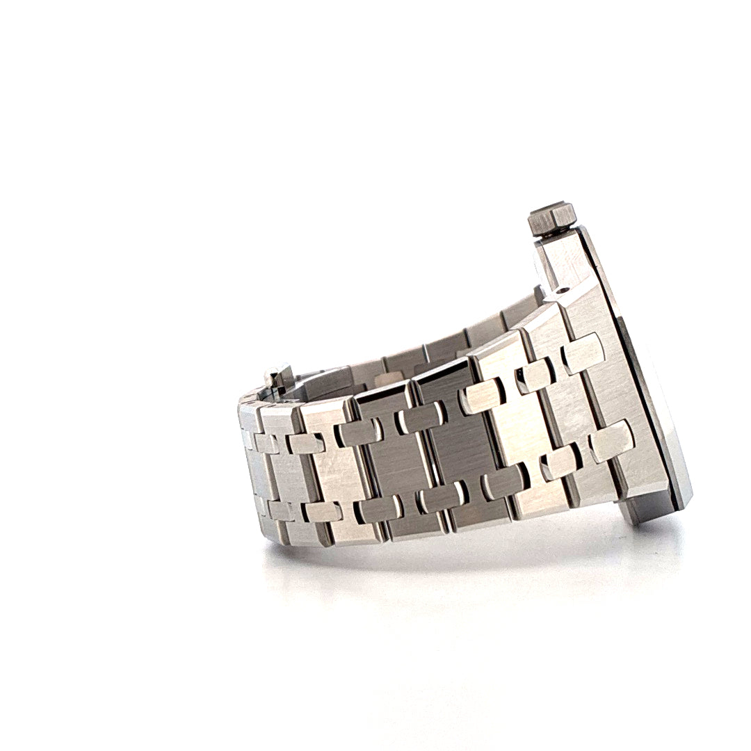 Audemars Piguet Royal Oak 37mm Eisblau (2024)