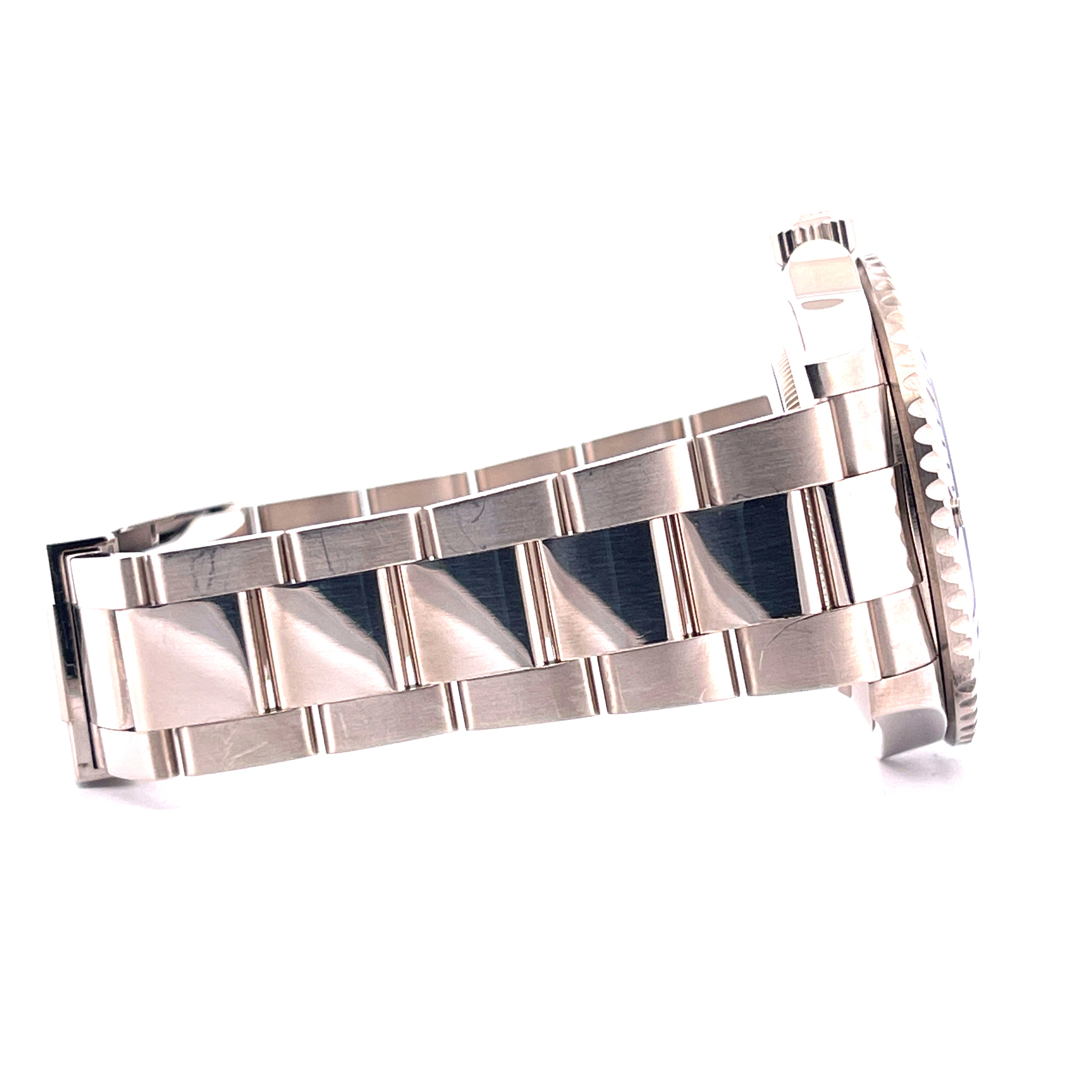 Rolex Submariner Date Weißgold 126619LB Seitenansicht des polierten Metallarmbands