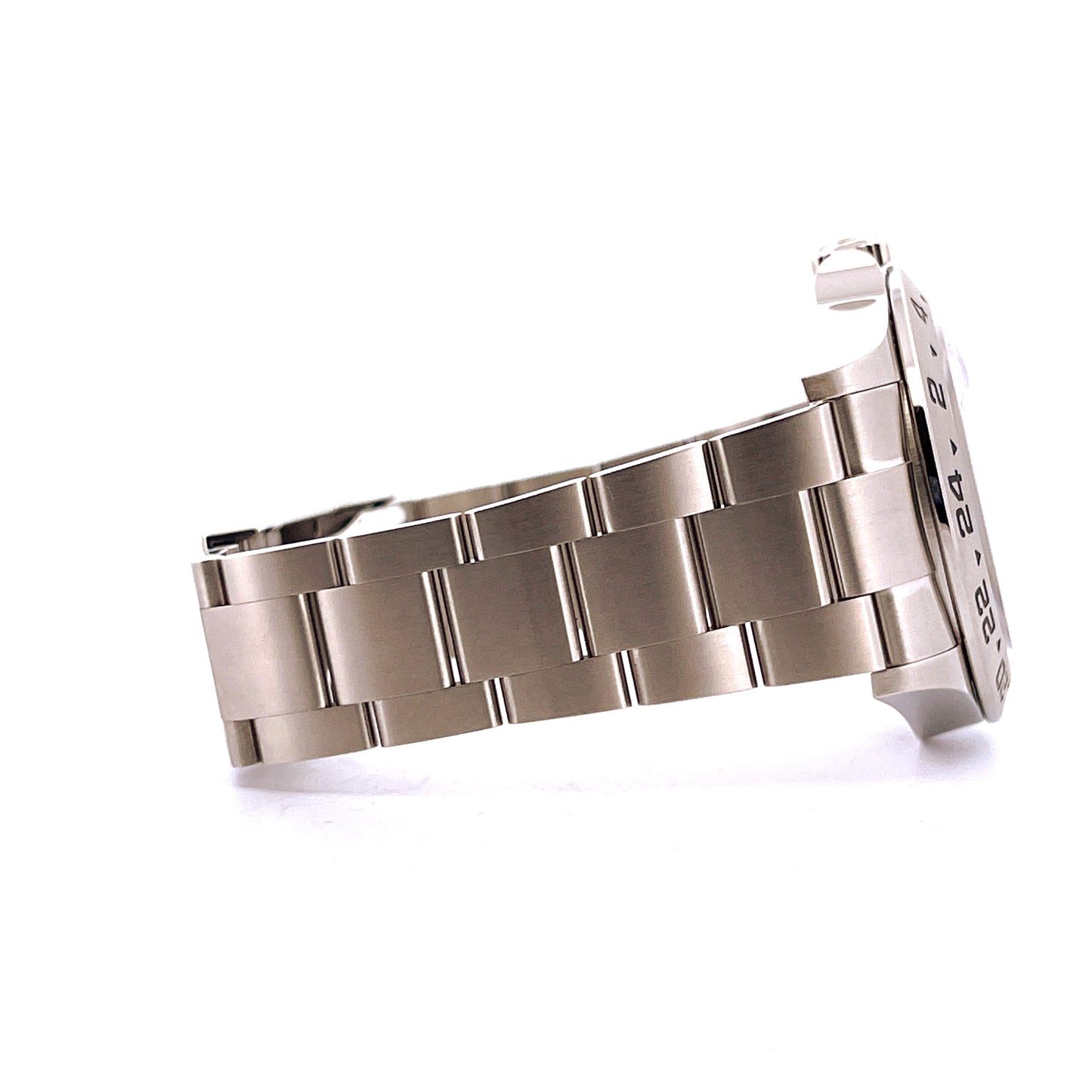 Rolex - Rolex Explorer II 226570 (Unworn 2022) - Juwelier Spliedt
