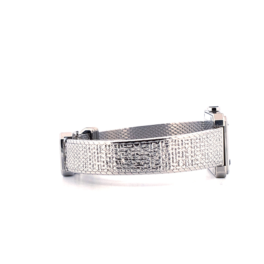 Chanel Boyfriend Uhr Edelstahlarmband mit Diamanten in Nahaufnahme von der Seite