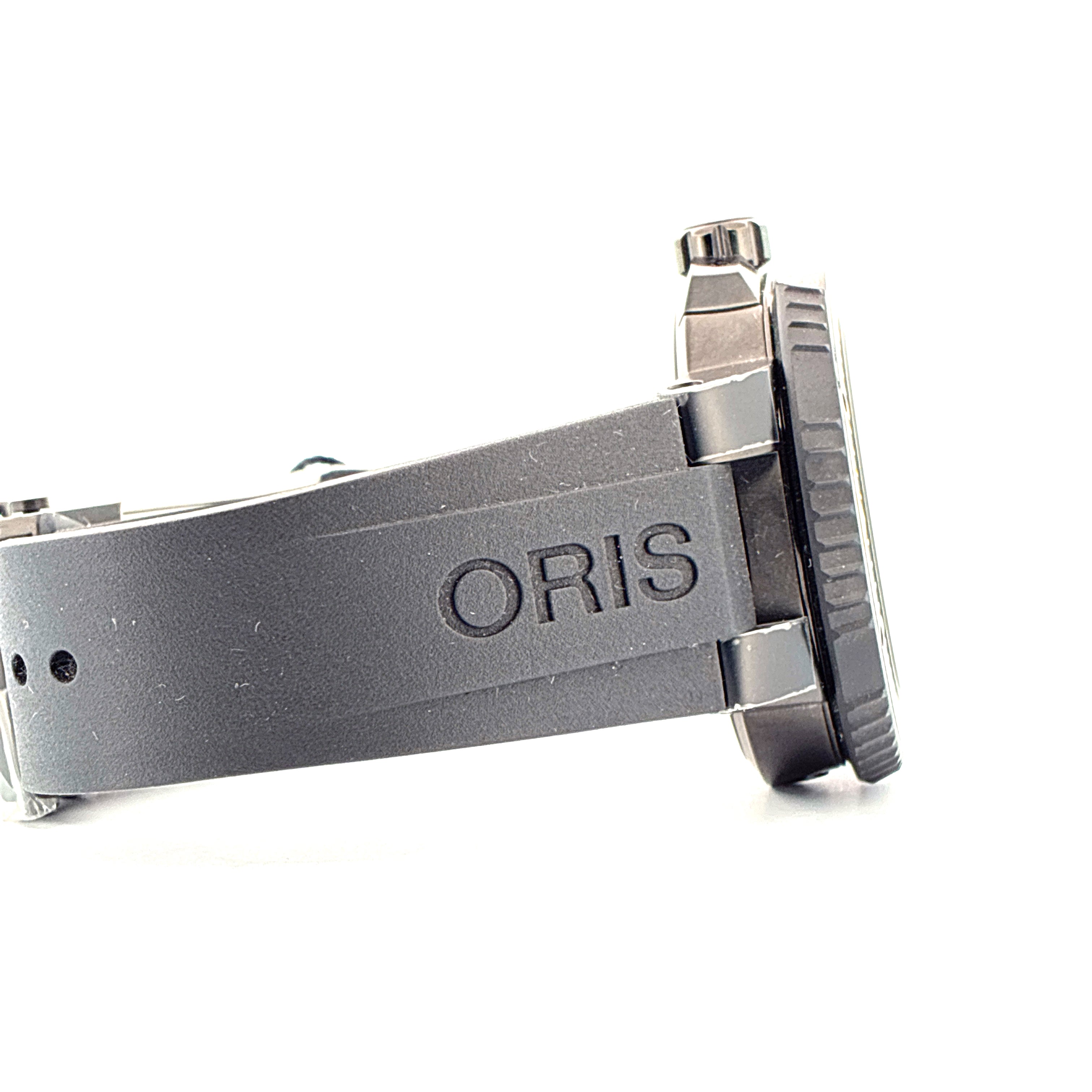 Oris Aquis Date Calibre 400