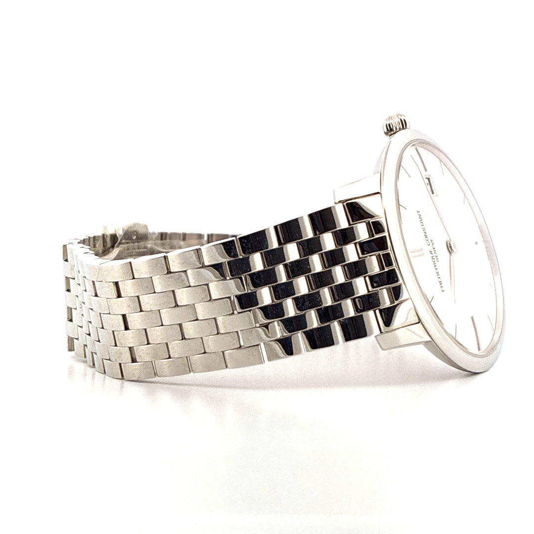 Seitenansicht einer Frederique Constant Slim Line Automatic Watch aus Edelstahl mit weißem Zifferblatt und poliertem Glied…