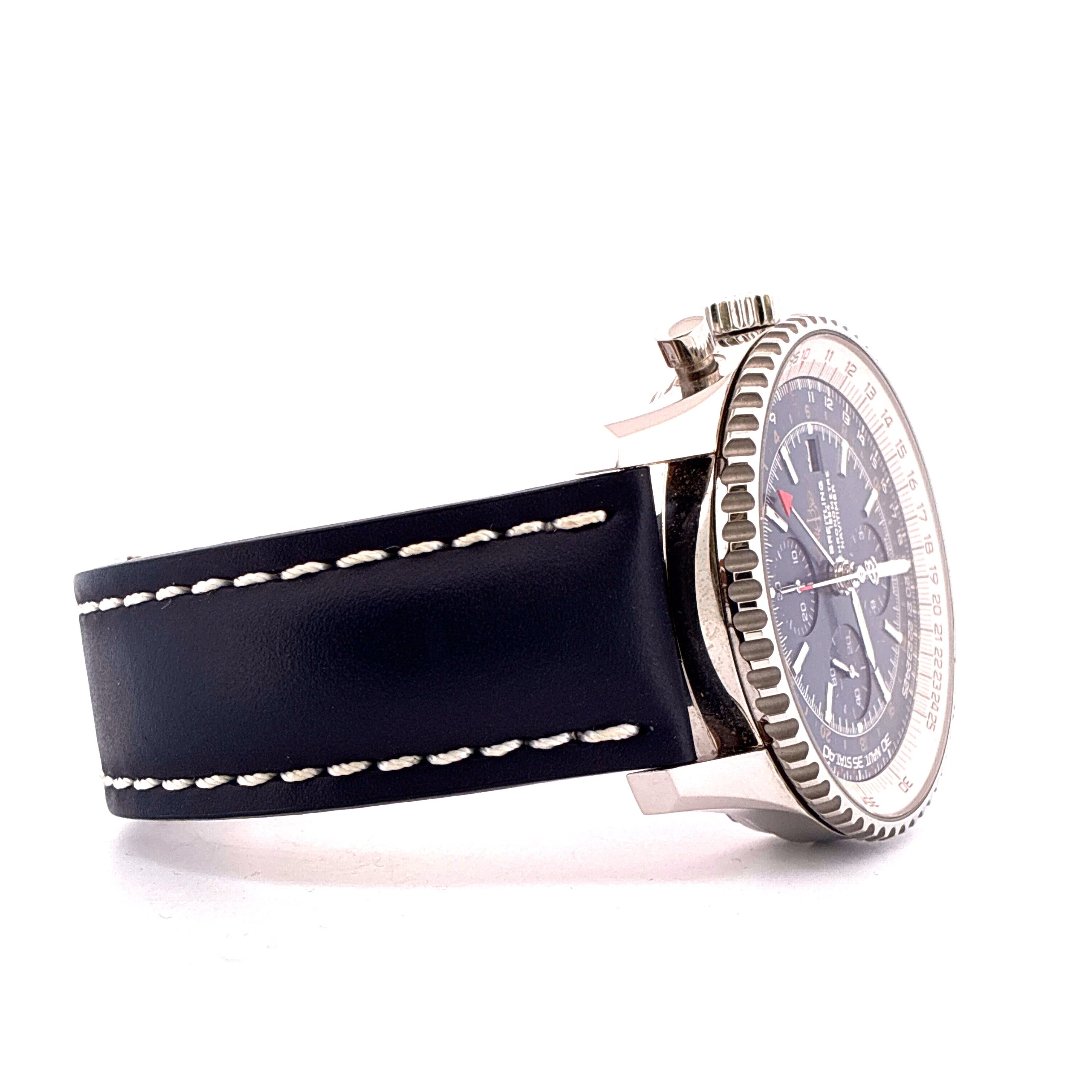 Navitimer / World Blue Dial / very good condt. / Full-Set / 2019