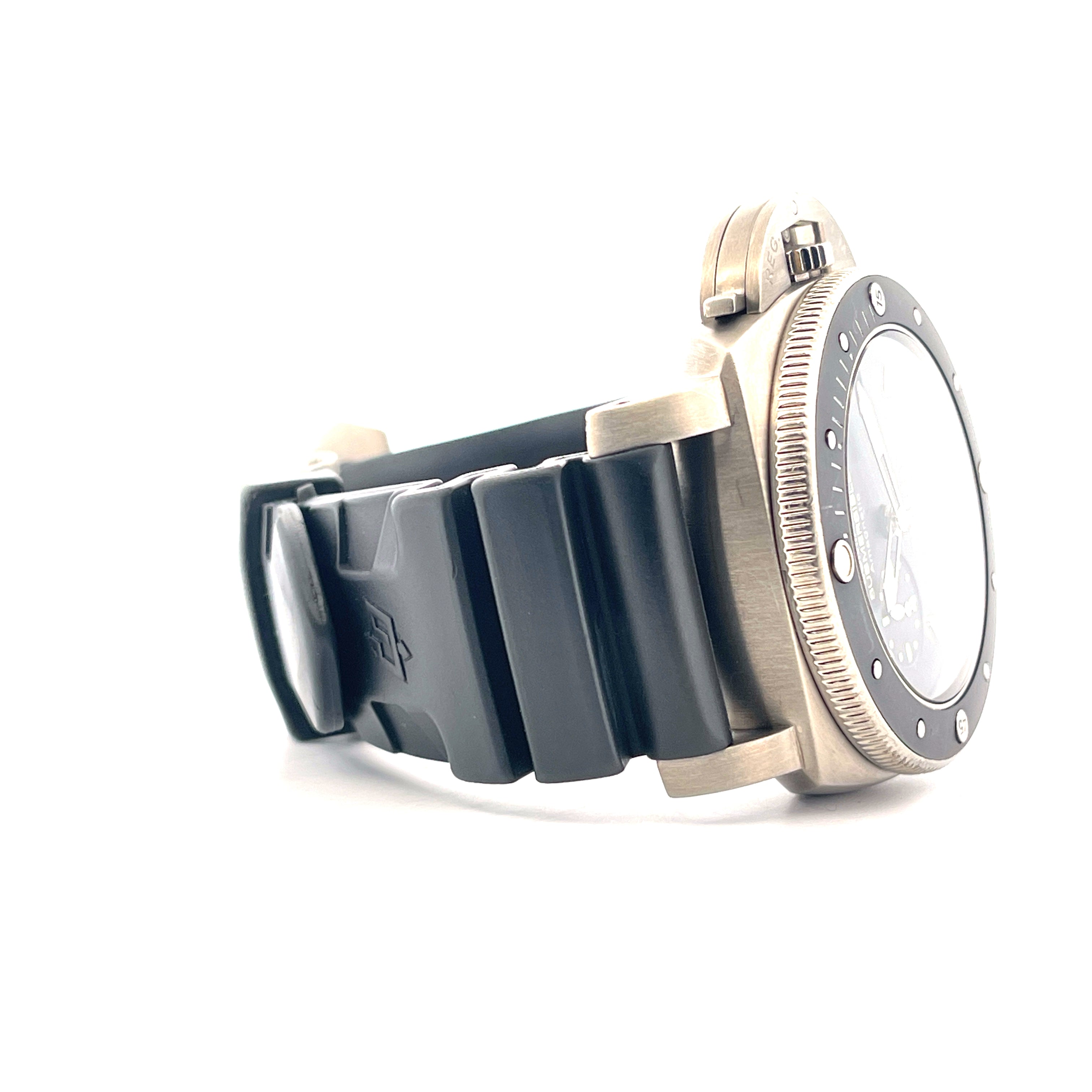 Luminor Submersible 1950 Titan PAM 00389 / Full Set / 2nd Strap / -2015-