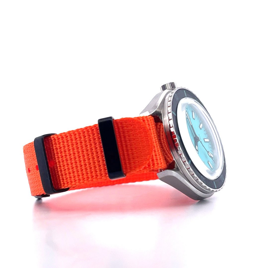 DOXA Sub 200 Aquamarine neuwertig /ungetragen