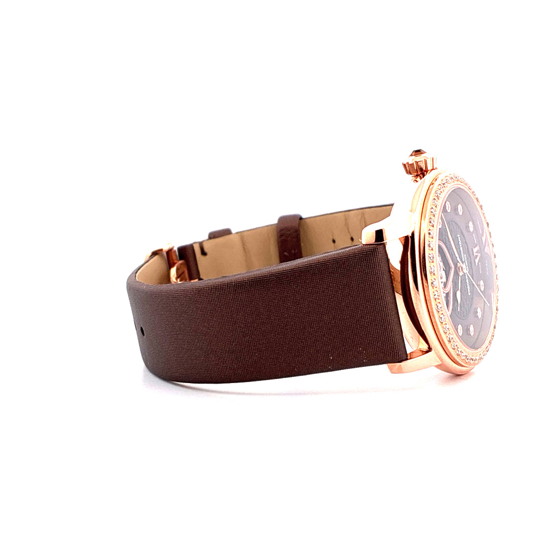 Frederique Constant Heart Beat Roségold mit braunem Lederarmband Seitenansicht