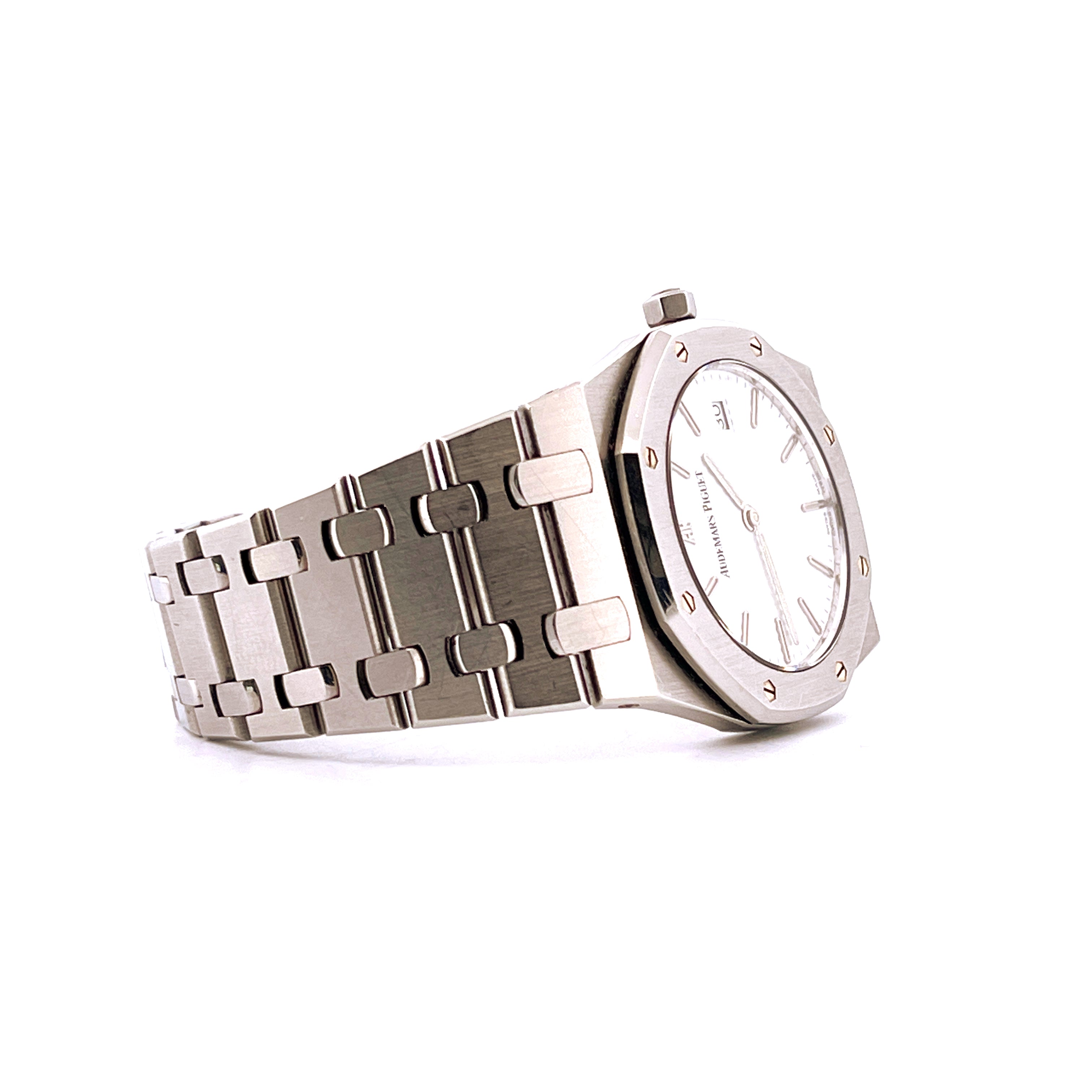 Audemars Piguet Royal Oak 56175ST aus Edelstahl, Seitenansicht auf weißem Hintergrund