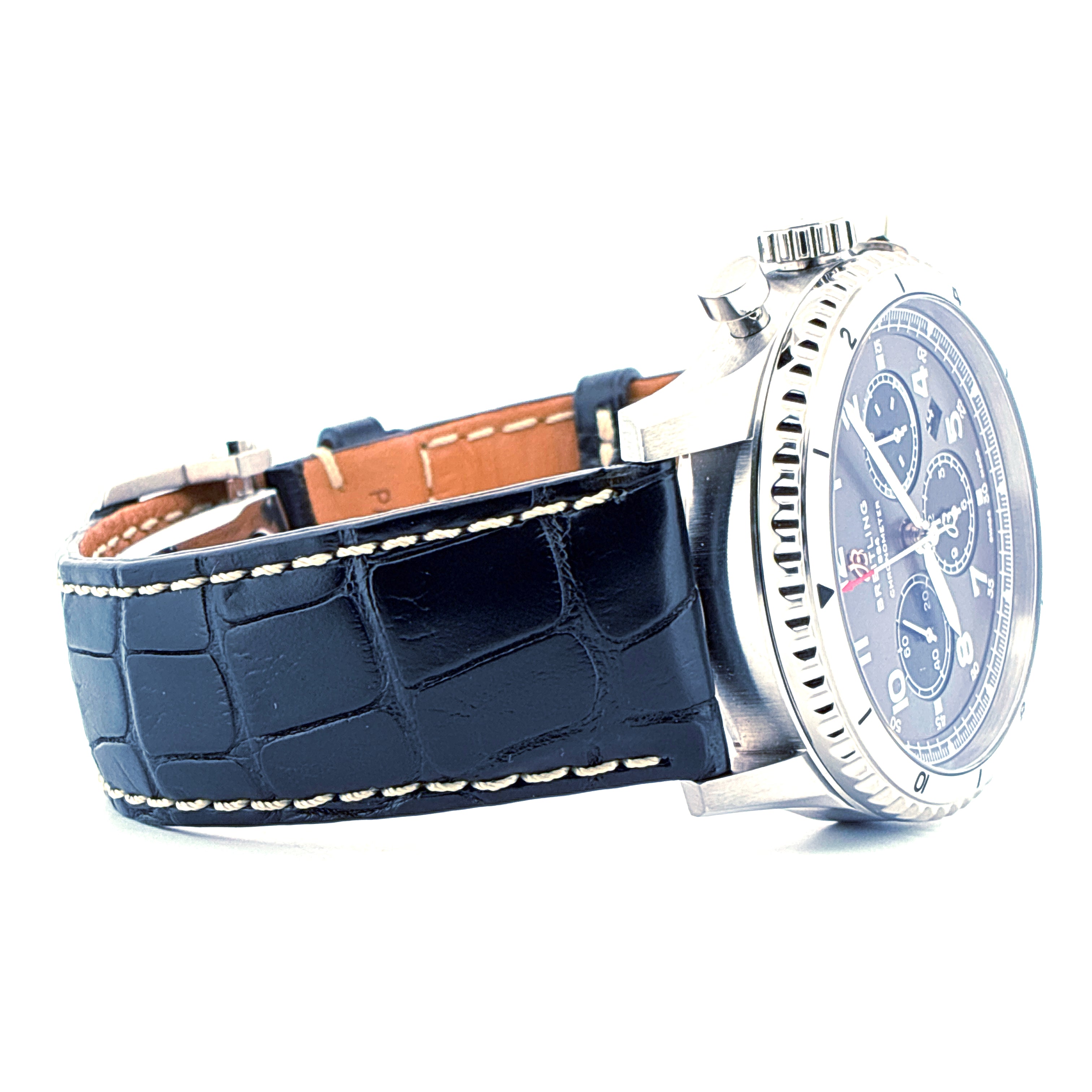 Breitling Aviator 8 B01 Chronograph 43 mm aus Stahl mit grauem Zifferblatt und schwarzem Krokolederarmband