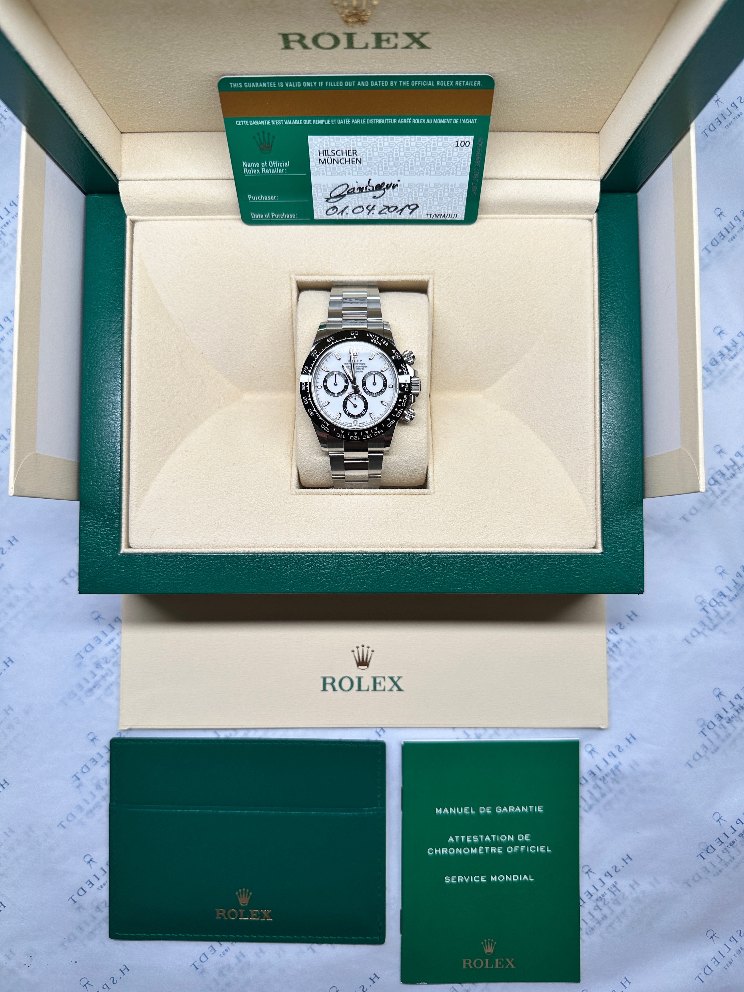Rolex Daytona 116500LN gebraucht im Karton mit Papieren im Frontallansicht