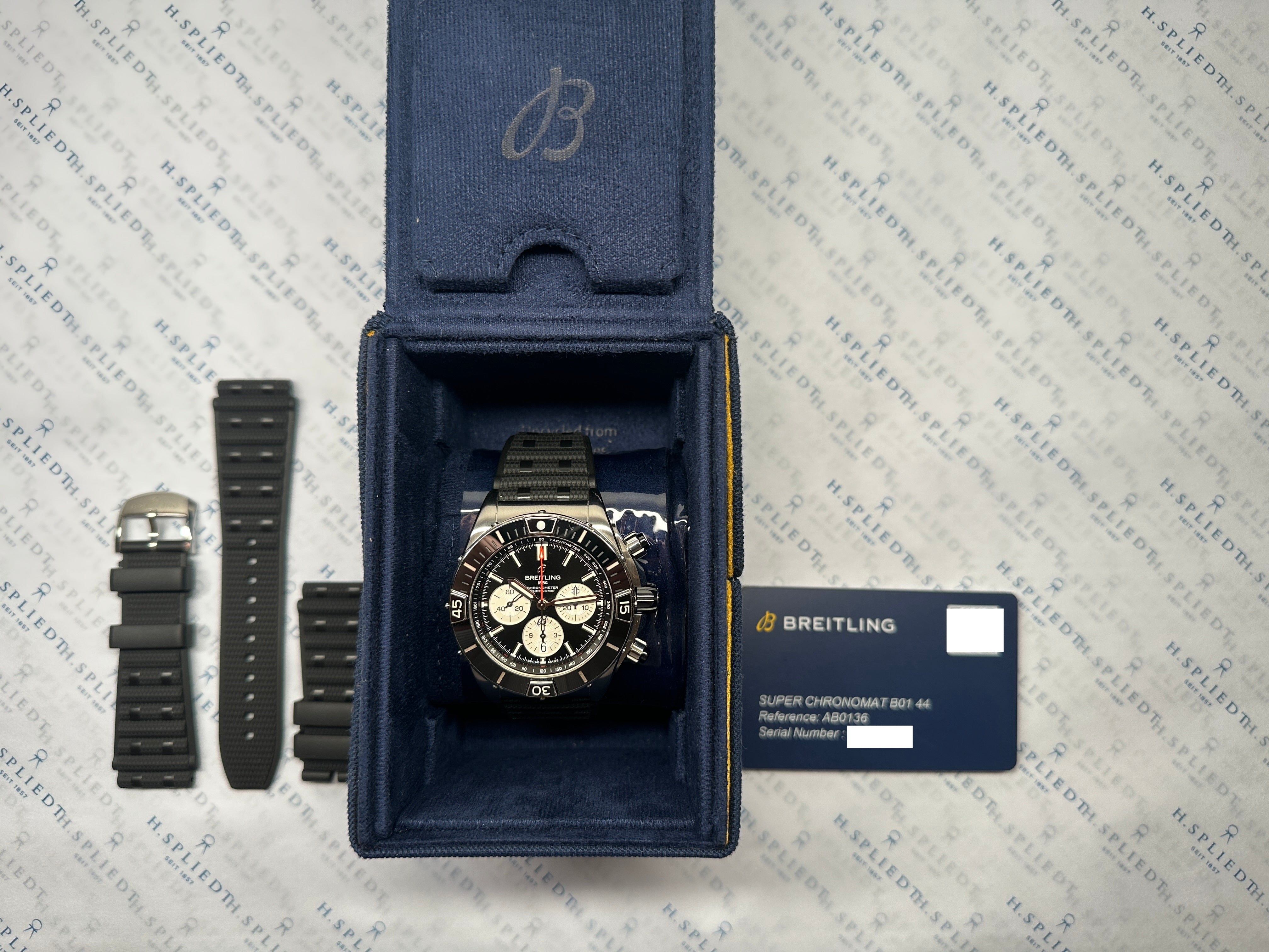 Super Chronomat B01 44 Black Dial / Full Set / -2021-