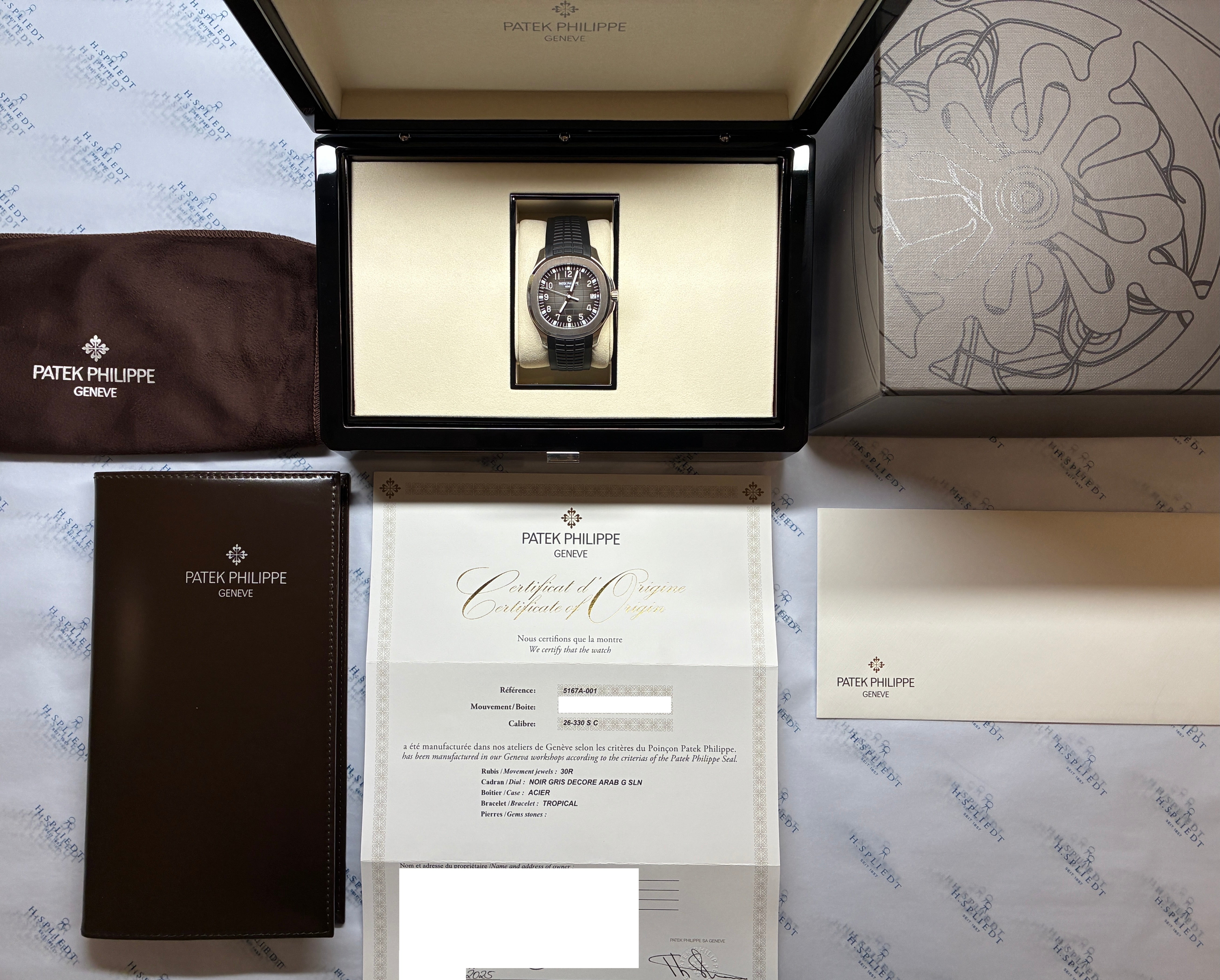 Aquanaut / Black Dial / Rubber Strap / Original Invoice / Full-Set 2025
