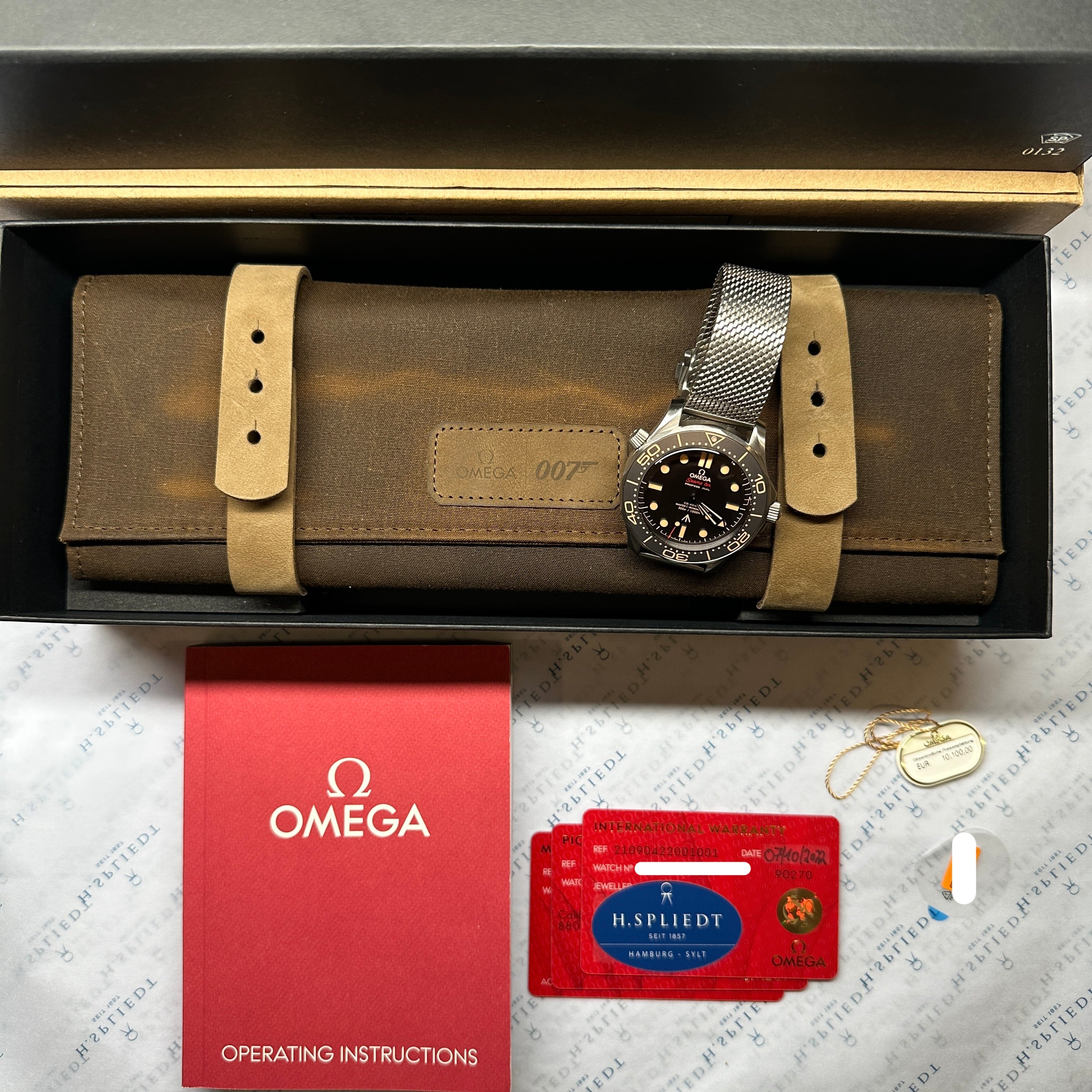 Omega Seamaster Diver 300m 007 Titan im Full Set mit Garantiekarte und Bedienungsanleitung