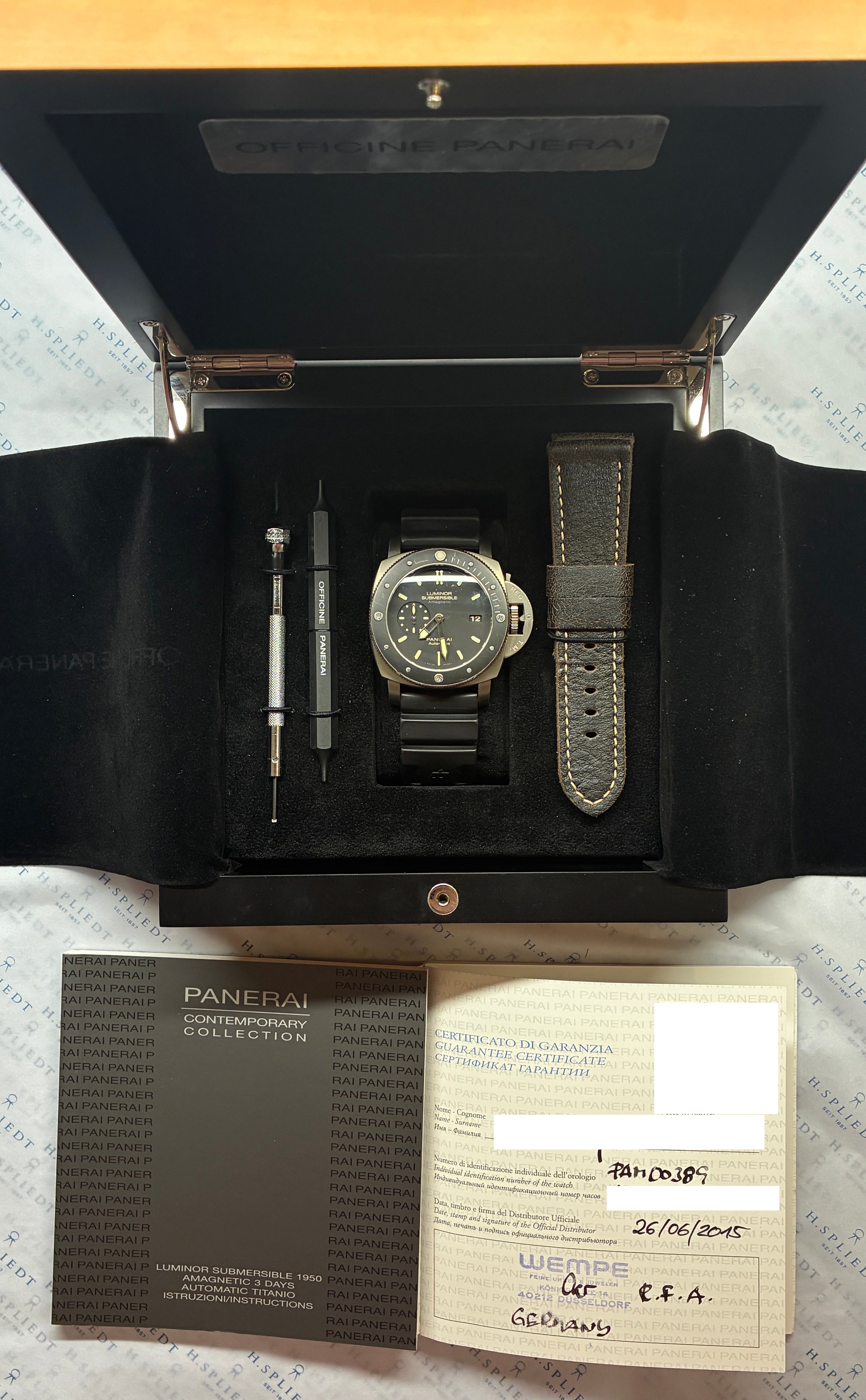 Luminor Submersible 1950 Titan PAM 00389 / Full Set / 2nd Strap / -2015-