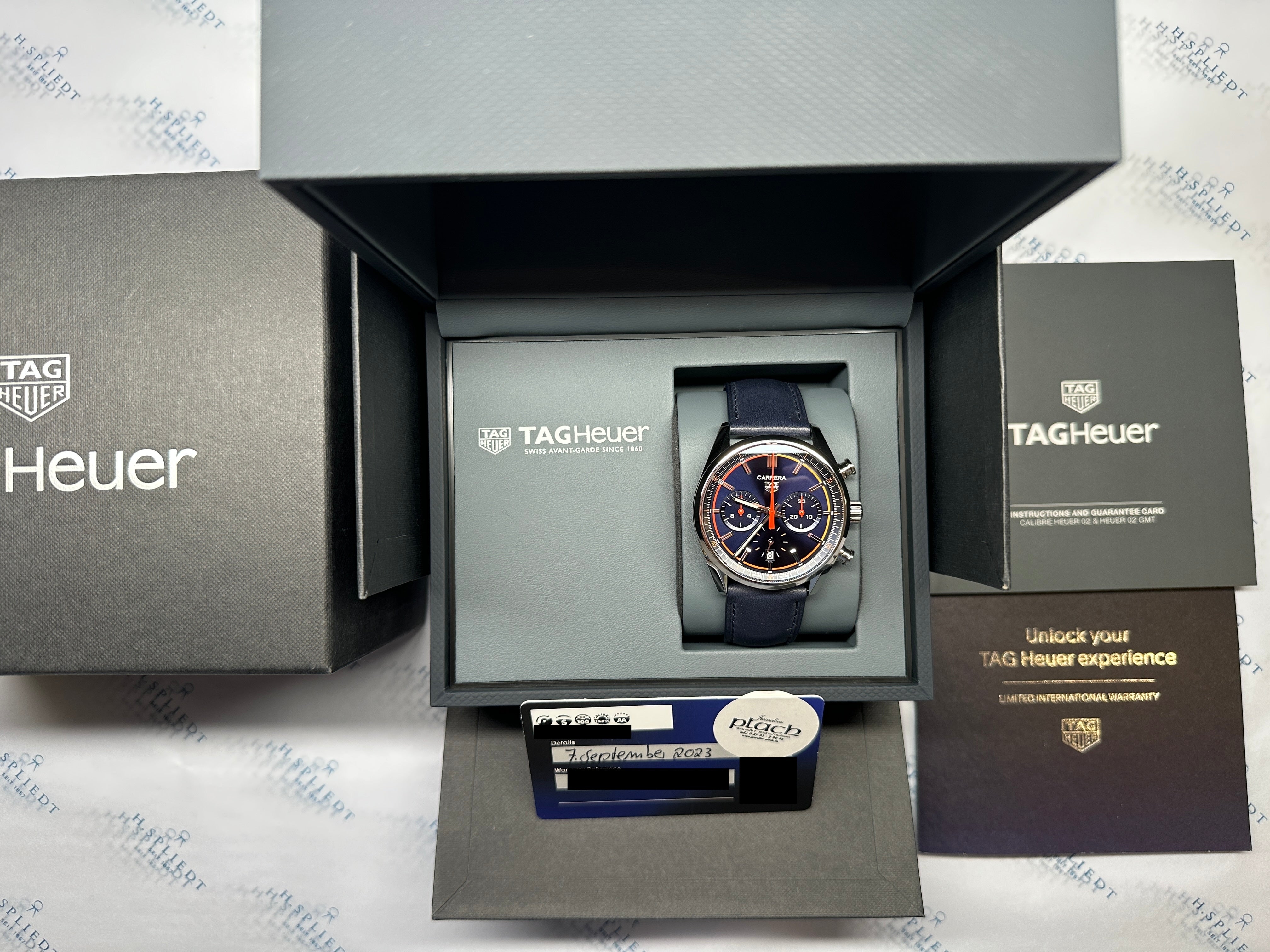 Carrera Chronograph Blue 42 mm / Full Set / Unworn -2023-