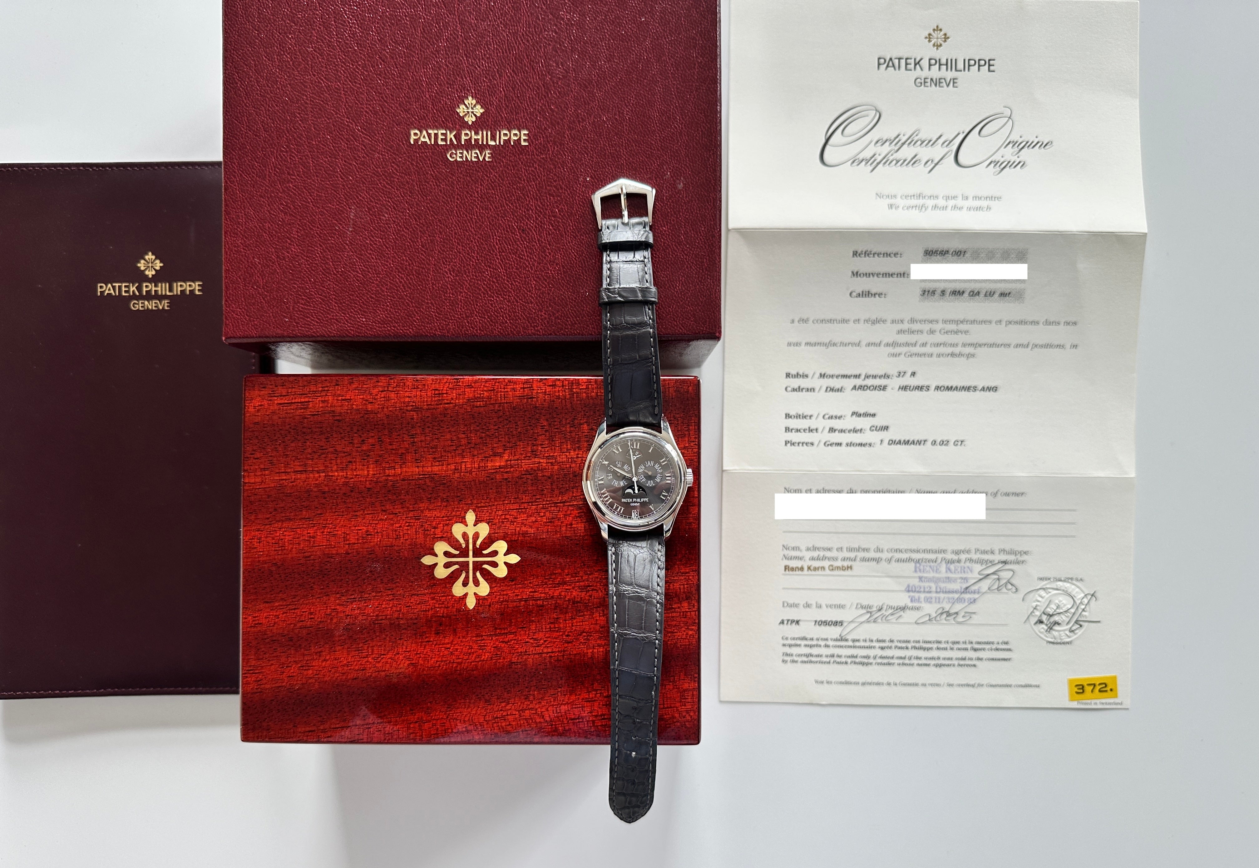 Patek Philippe Annual Calendar 5056P-001 Platinuhr mit schwarzem Krokoband und Zertifikat