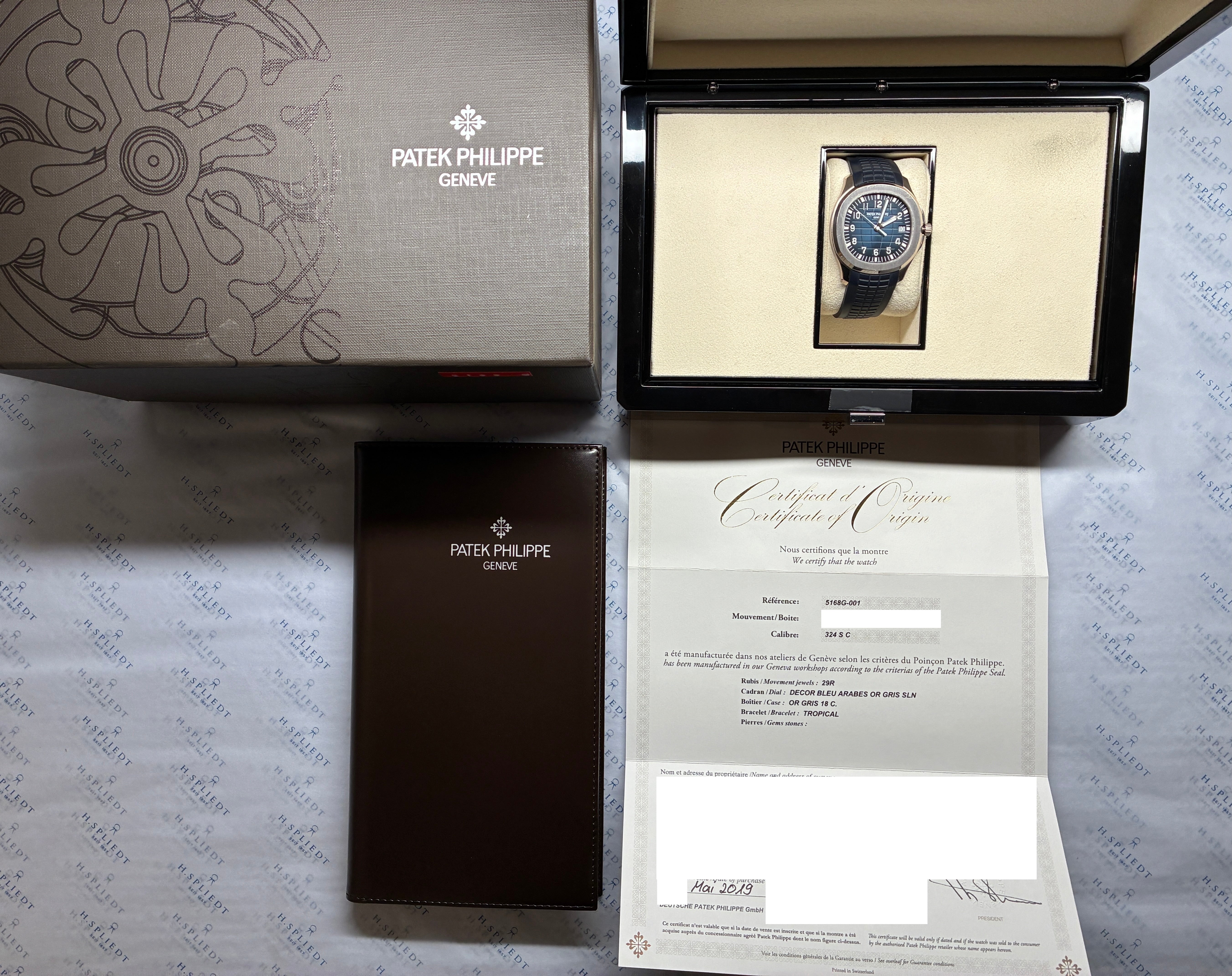 Aquanaut / Blue Dial / Uncut Strap / Whitegold / Full-Set / 2019