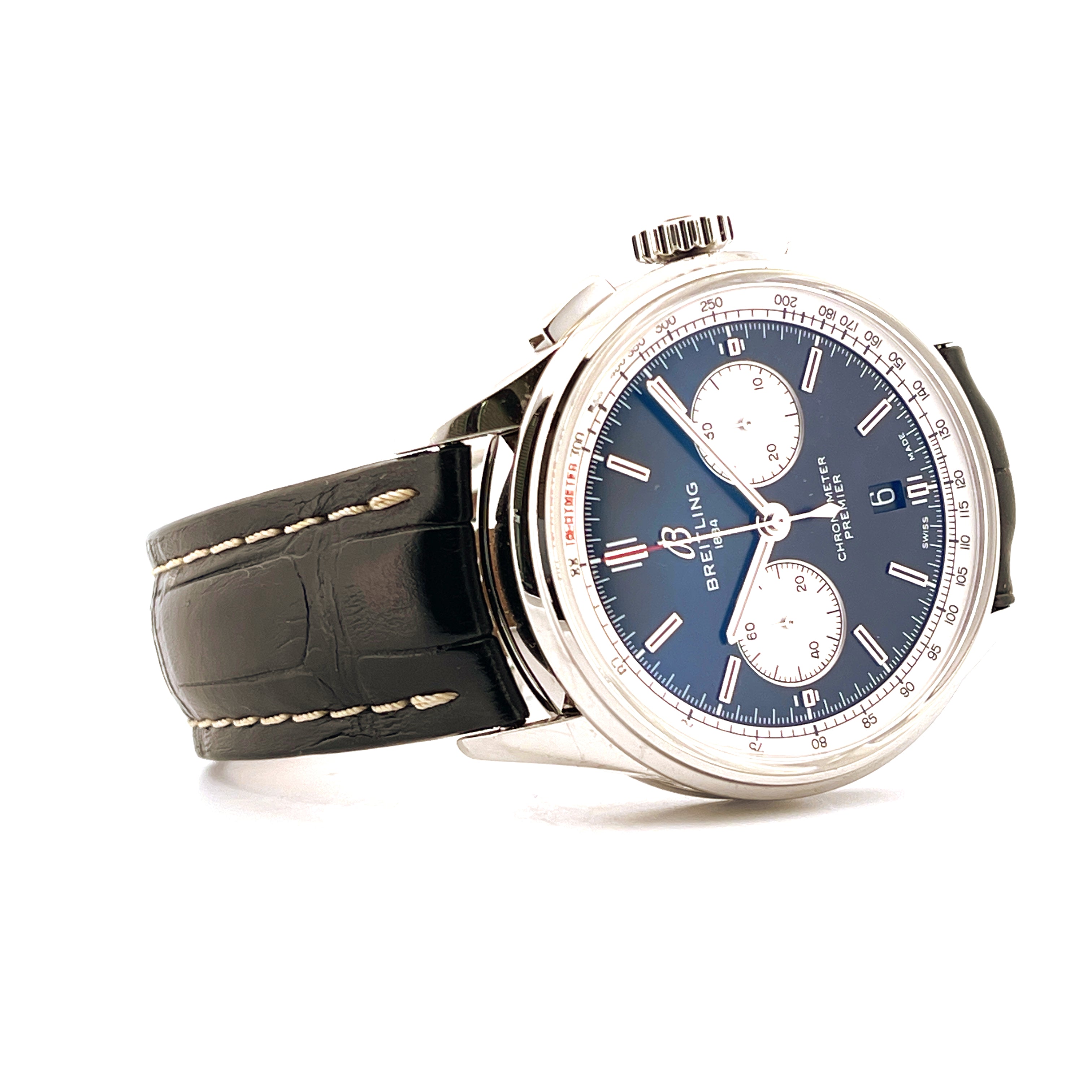 Breitling Premier B01 Chronograph 42 im Detail, Lederarmband, blauer Zifferblatt
