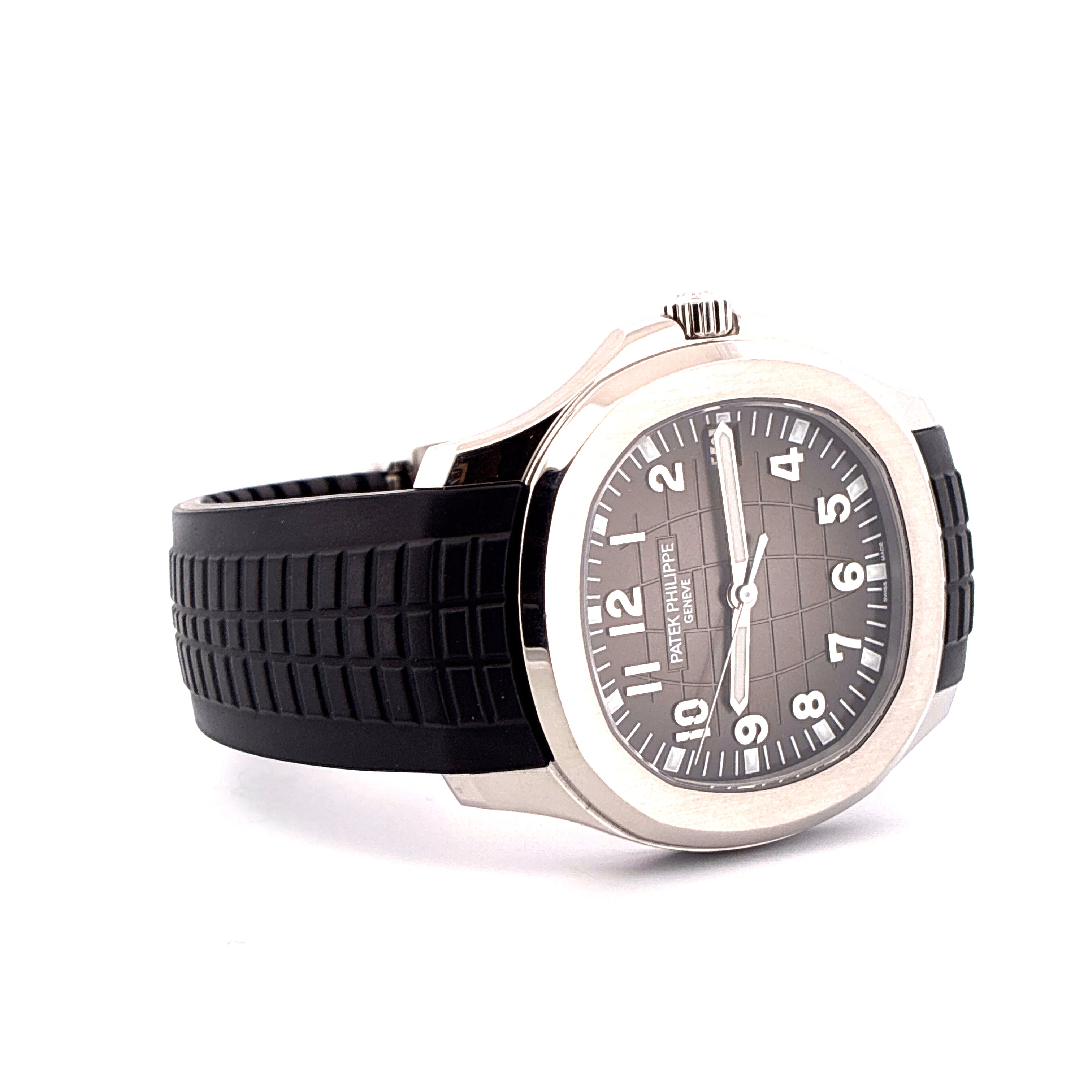 Aquanaut / Black Dial / Rubber Strap / Original Invoice / Full-Set 2025