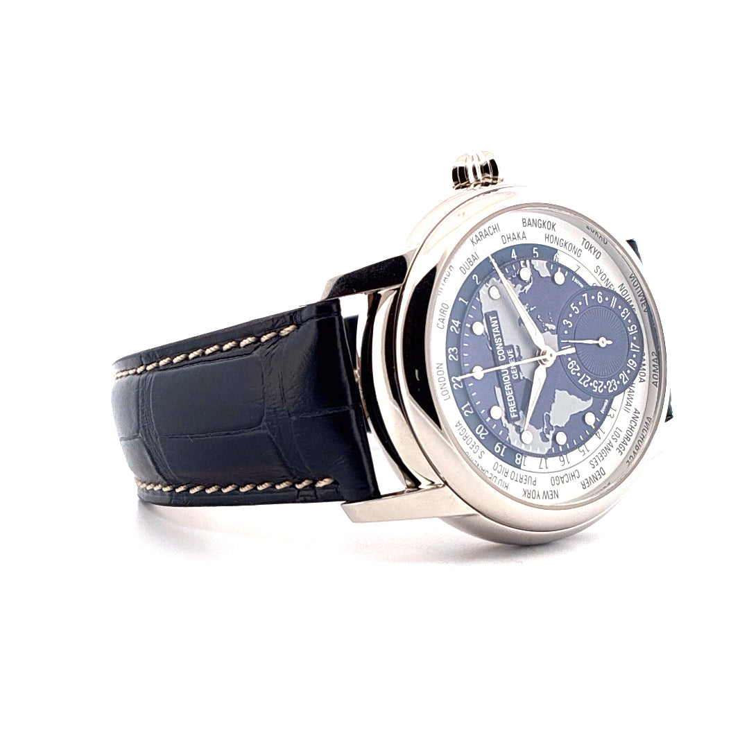 Frederique Constant Classic Manufacture Worldtimer Automatik mit blauem Weltkarten-Zifferblatt und schwarzem Lederarmband