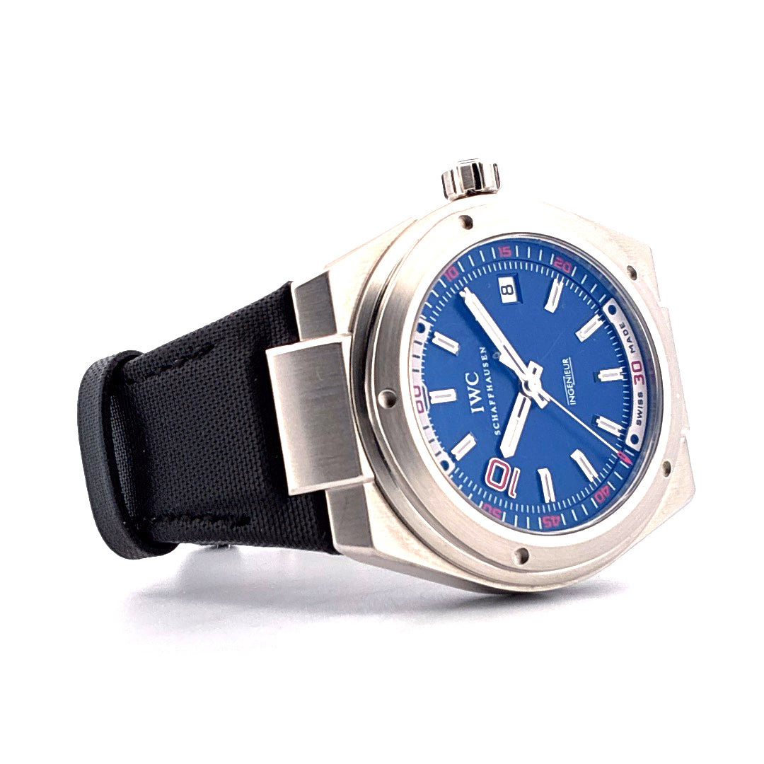 IWC Ingenieur Automatic Zinedine Zidane Limited Edition mit blauem Zifferblatt und Edelstahlgehäuse