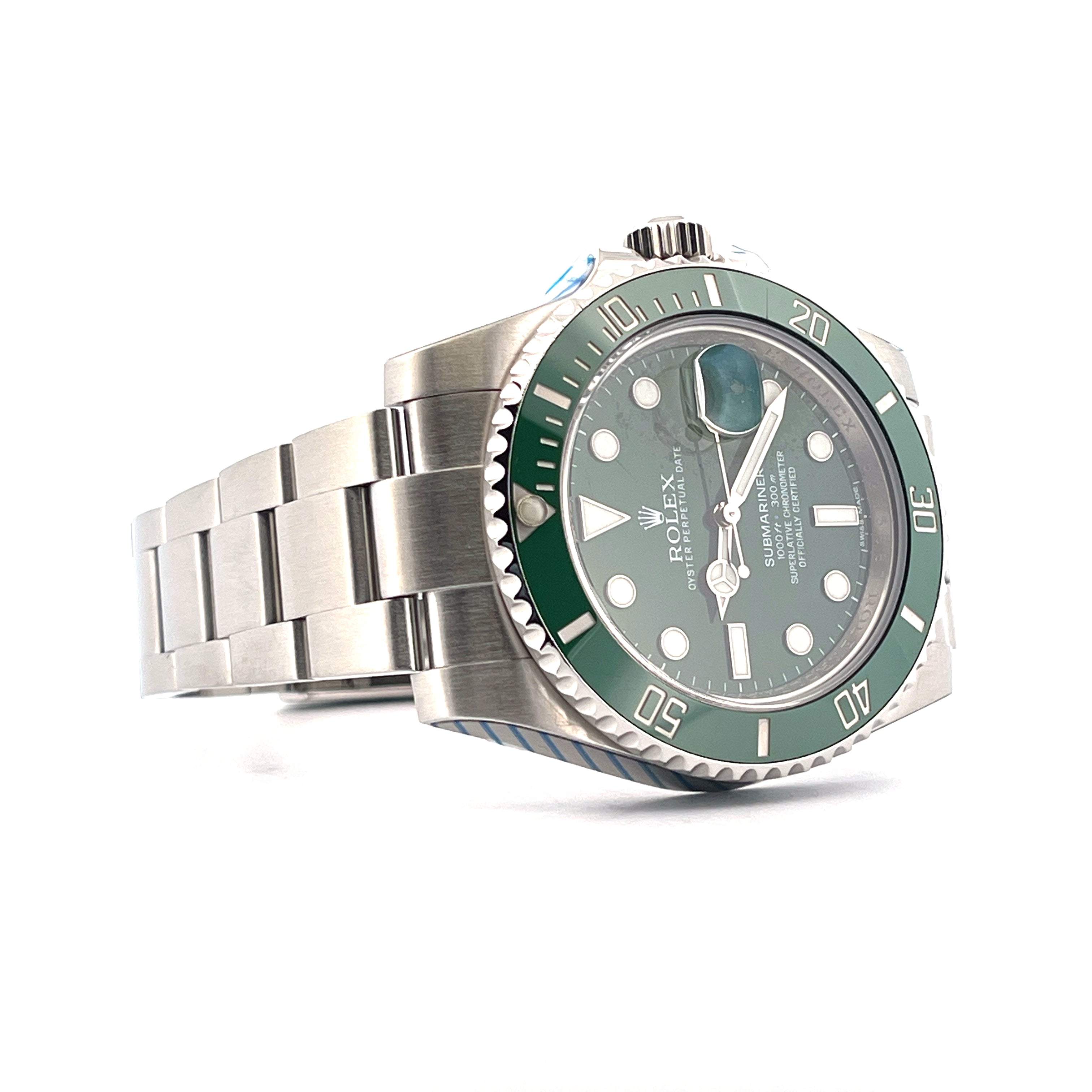 Rolex Submariner Date "Hulk" Stahl mit grünem Zifferblatt und Stahlband aus der Seitenansicht