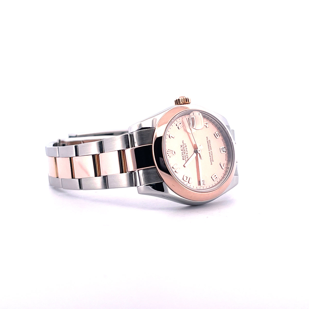 Rolex Datejust 31 Two Tone Mother of Pearl / Box incl. / LC100 / 2006, Schrägansicht mit Zifferblatt, Armband und Krone vor weißem Hintergrund