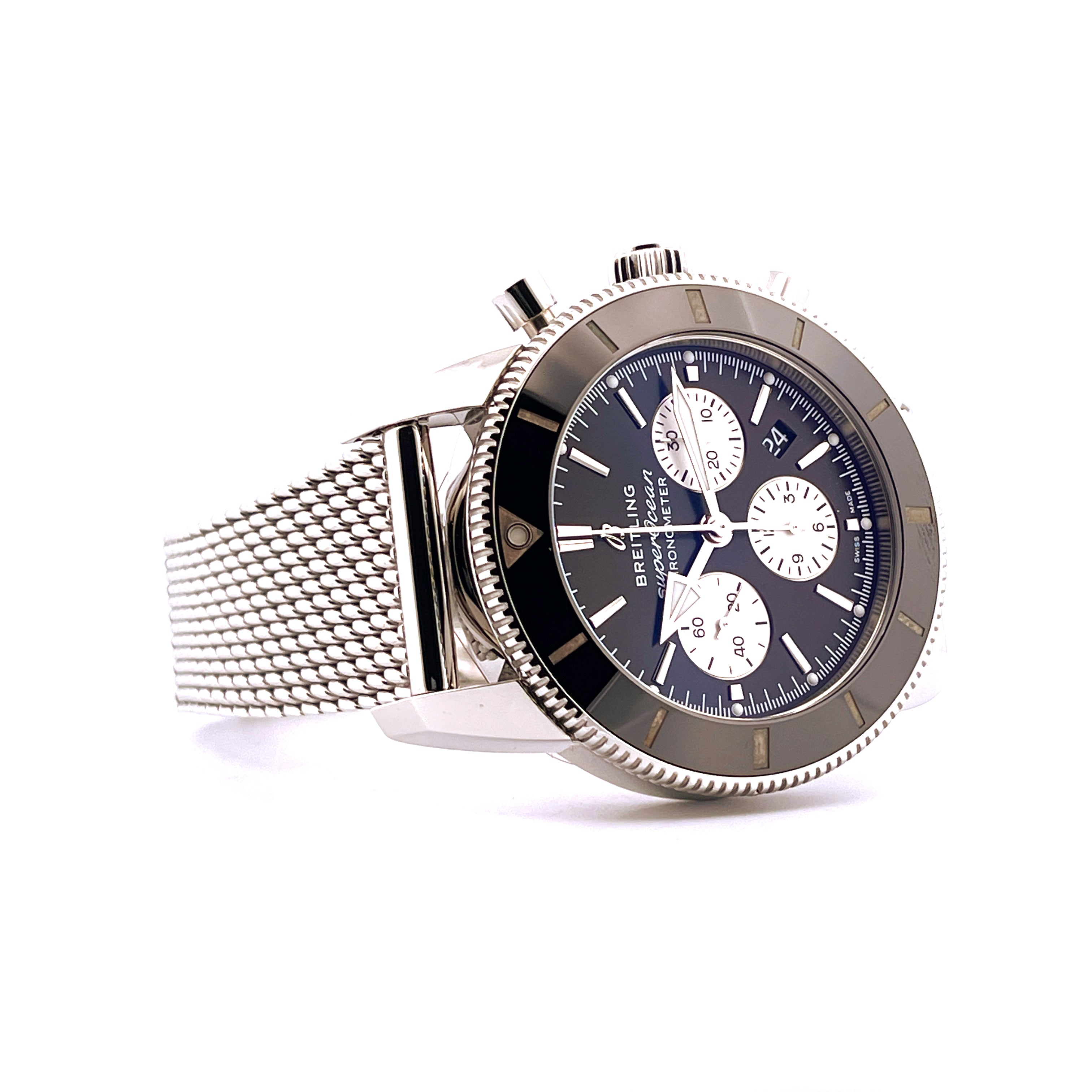 Breitling Superocean Héritage II B01 Chronograph 44mm Stahl Automatik mit blauer Scheibe und Mesh-Band