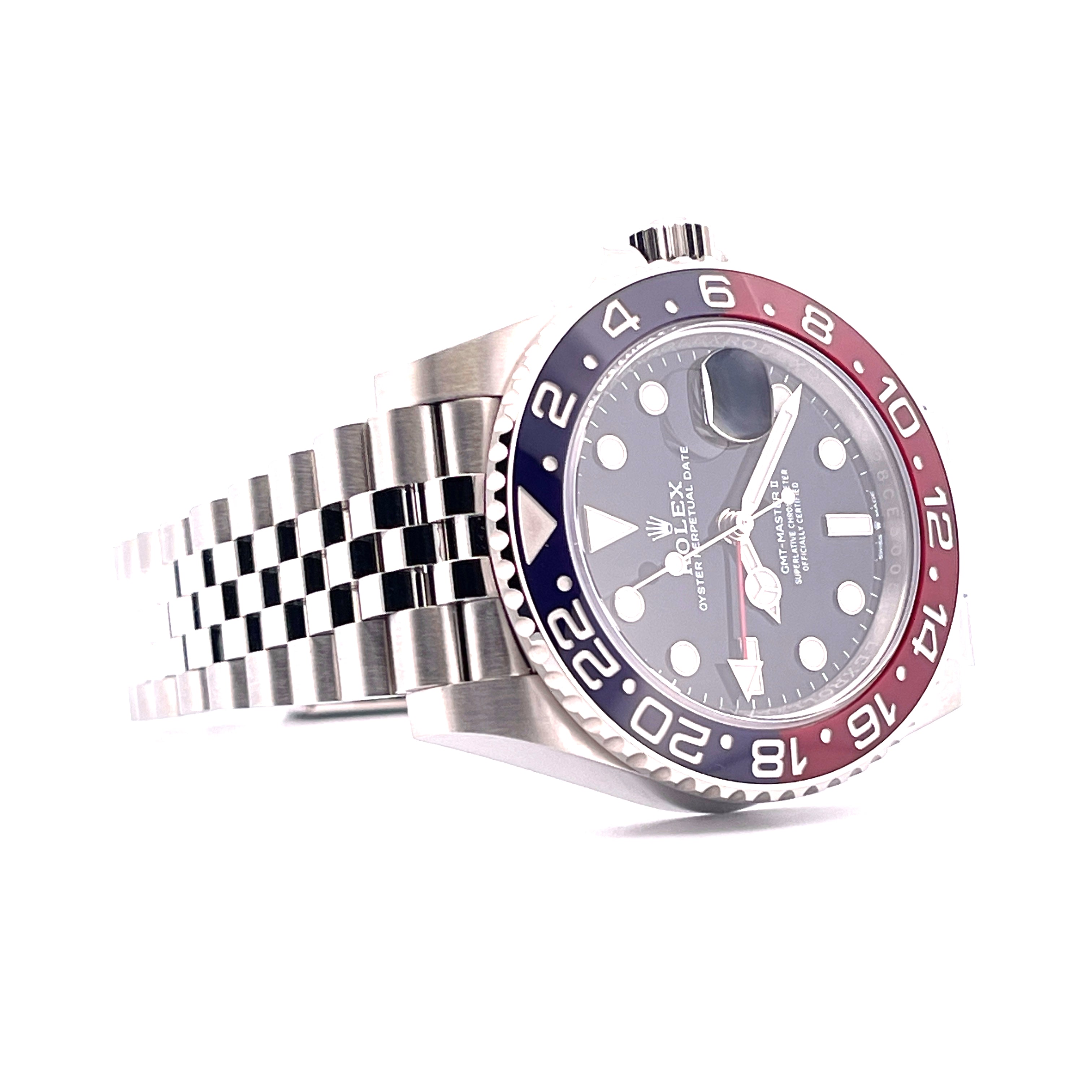 Rolex GMT-Master II Pepsi auf weißem Hintergrund, Seitenansicht, Edelstahljubiléband