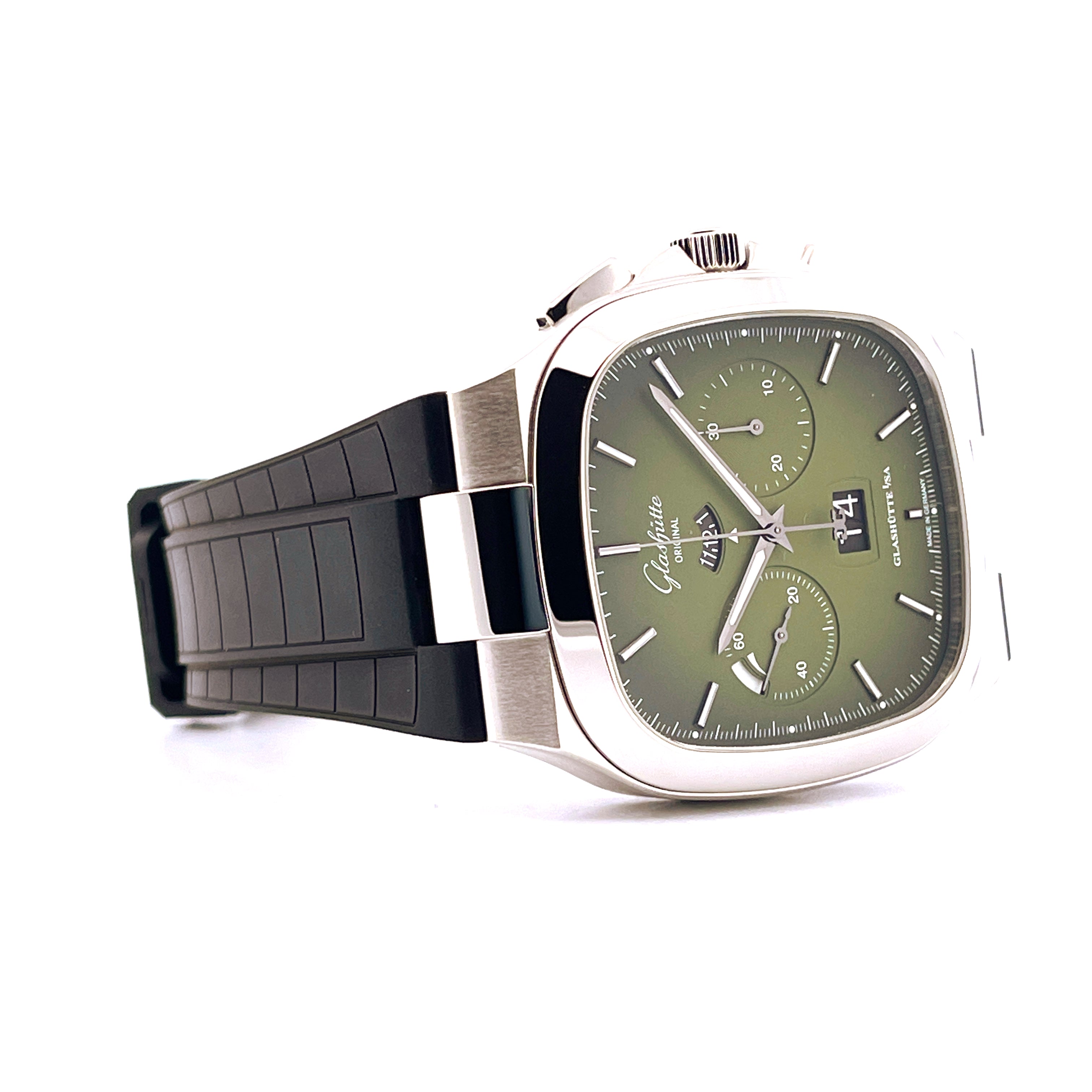 Glashütte Original Seventies Chronograph Panoramadatum mit silbernem Gehäuse und grünem Zifferblatt