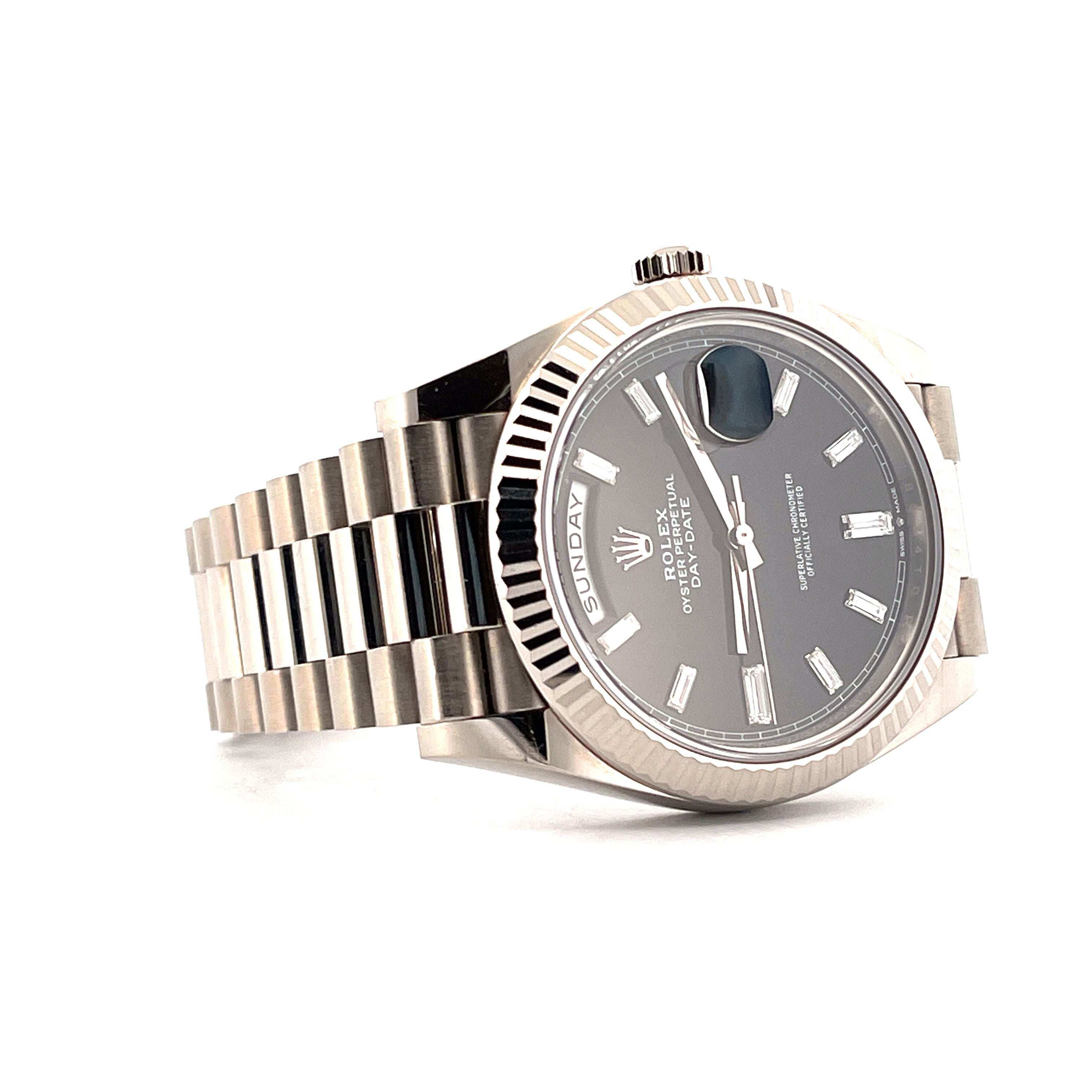 Rolex - Rolex Day-Date 40 Black Dial & Baguette Diamonds - Juwelier Spliedt