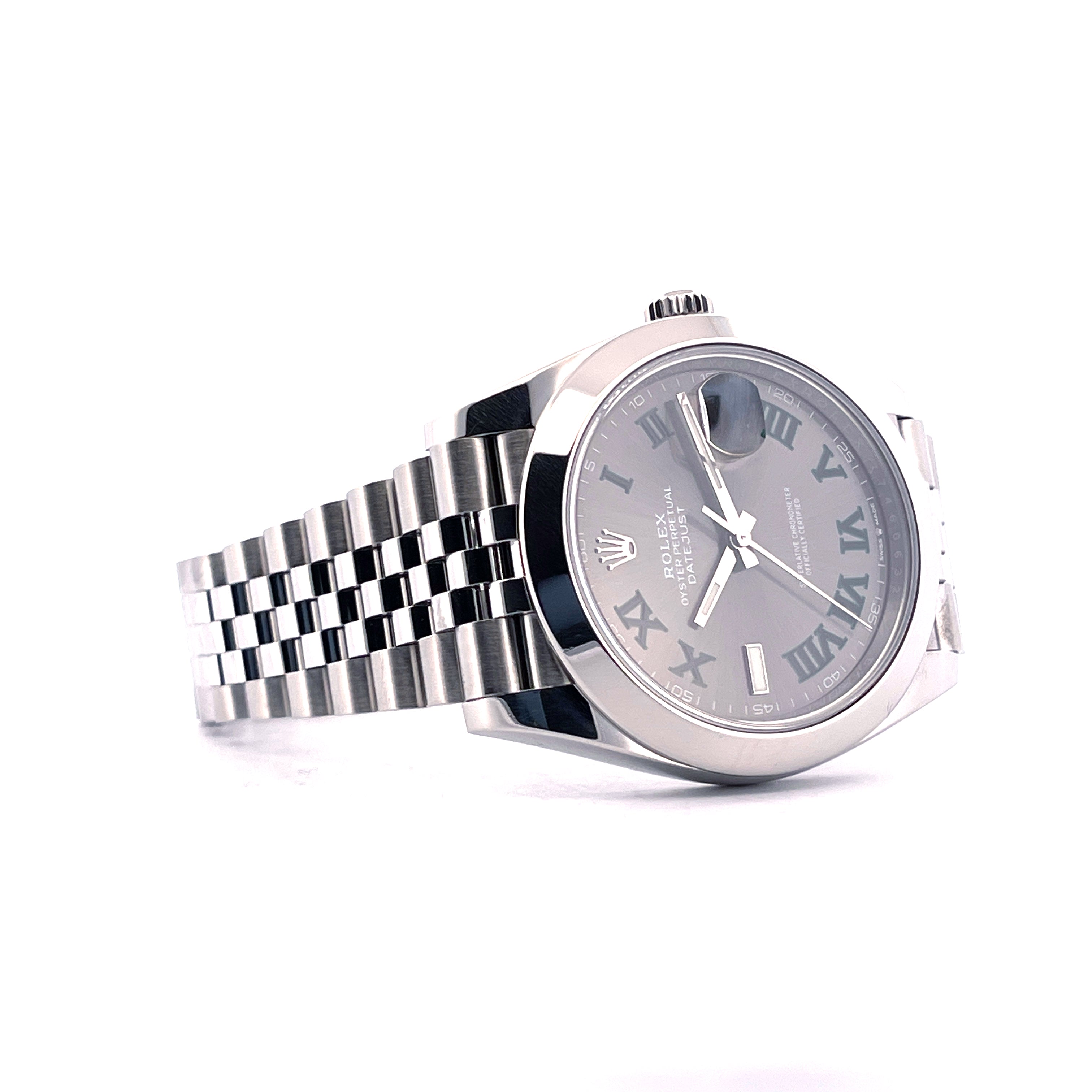 Rolex Datejust 41 Wimbledon mit Edelstahlarmband auf weißem Hintergrund, Seitenansicht