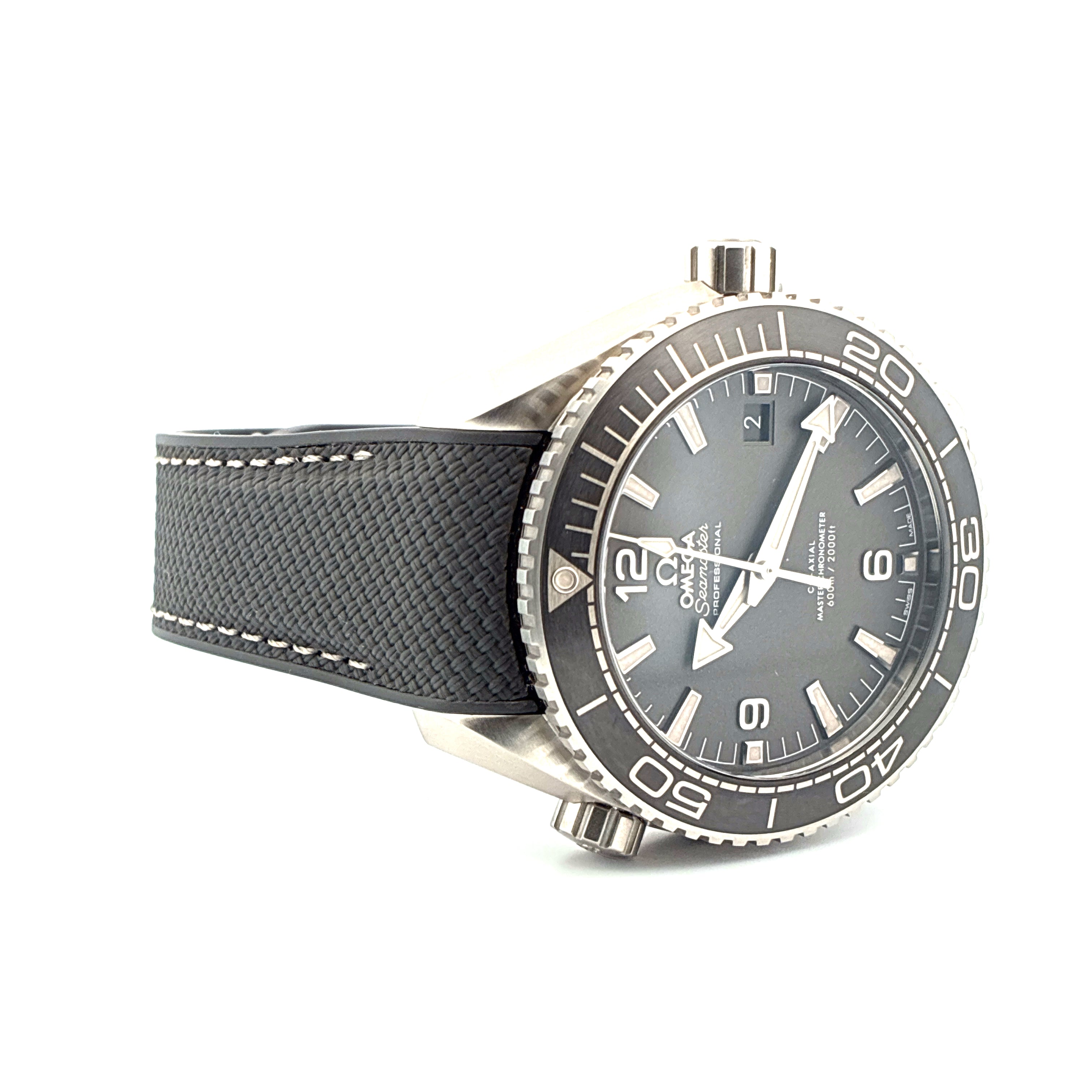 Seamaster Planet Ocean 43.5 Mm / Ungetragen / Grey Dial / Full-Set / 2025