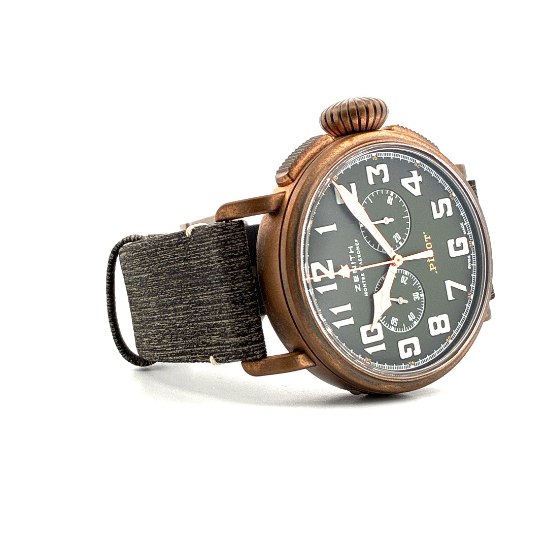 Zenith Pilot Type 20 Chronograph Adventure Bronze mit grünem Zifferblatt und Stoffband