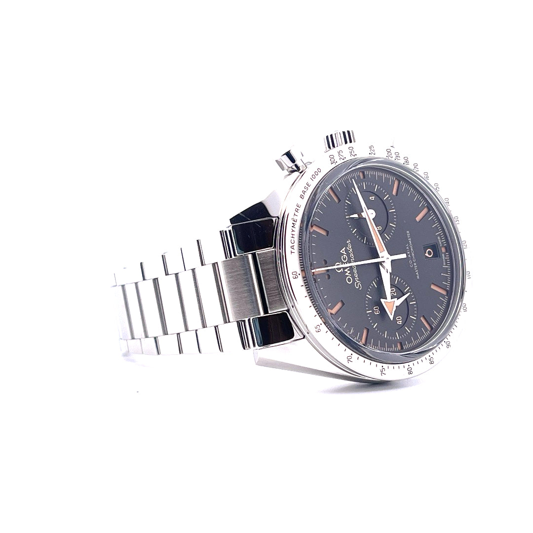 Omega Speedmaster '57 Vintage Style im Profil, Stahlgehäuse und -band, graues Zifferblatt, sehr guter Zustand